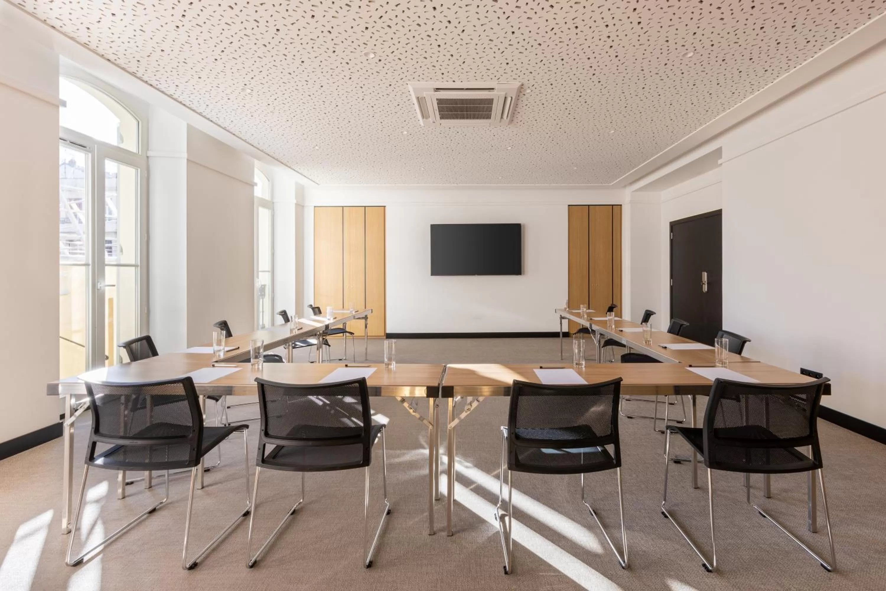 Meeting/conference room in Hôtel Apollinaire Nice