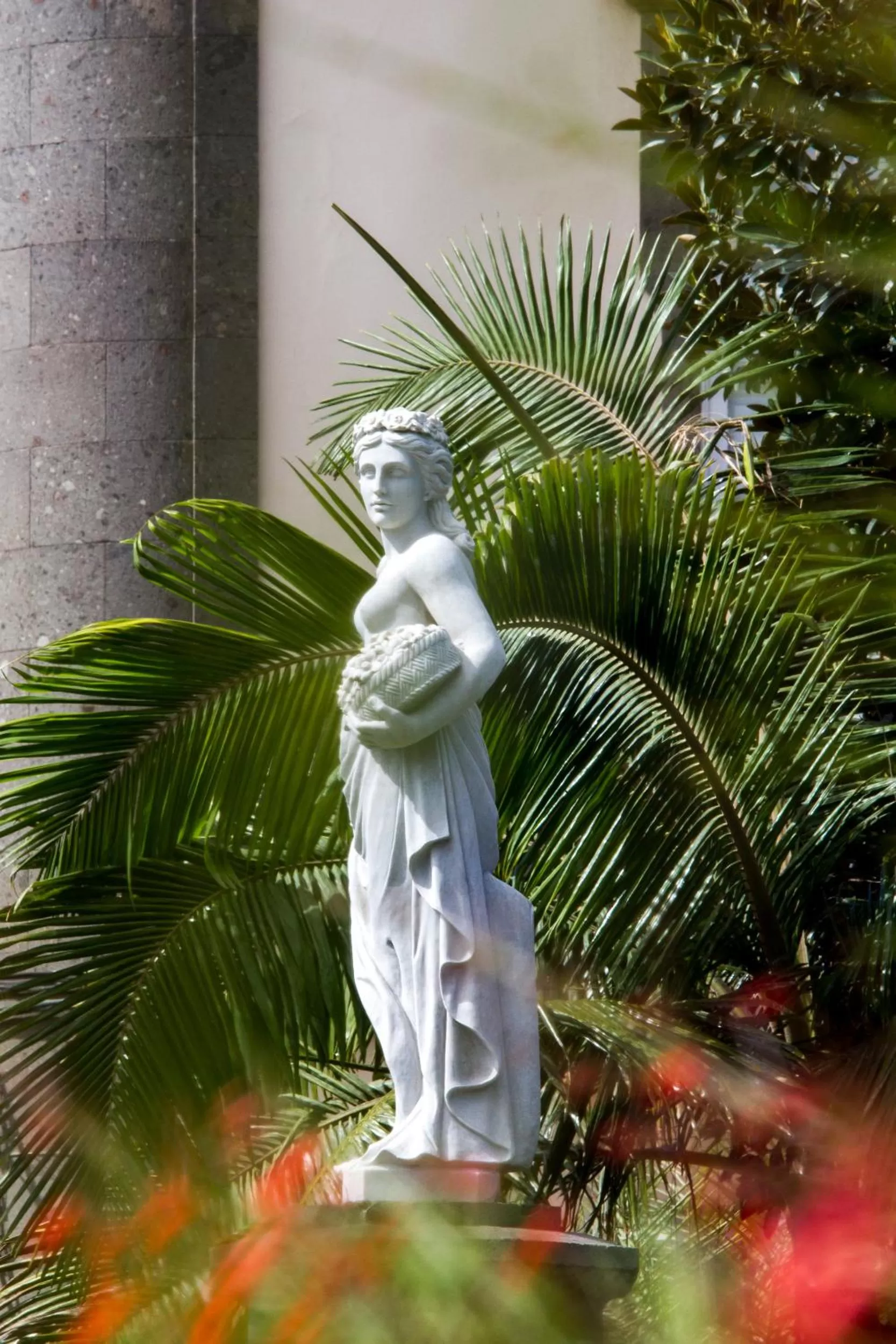 Nearby landmark in Aminta Home