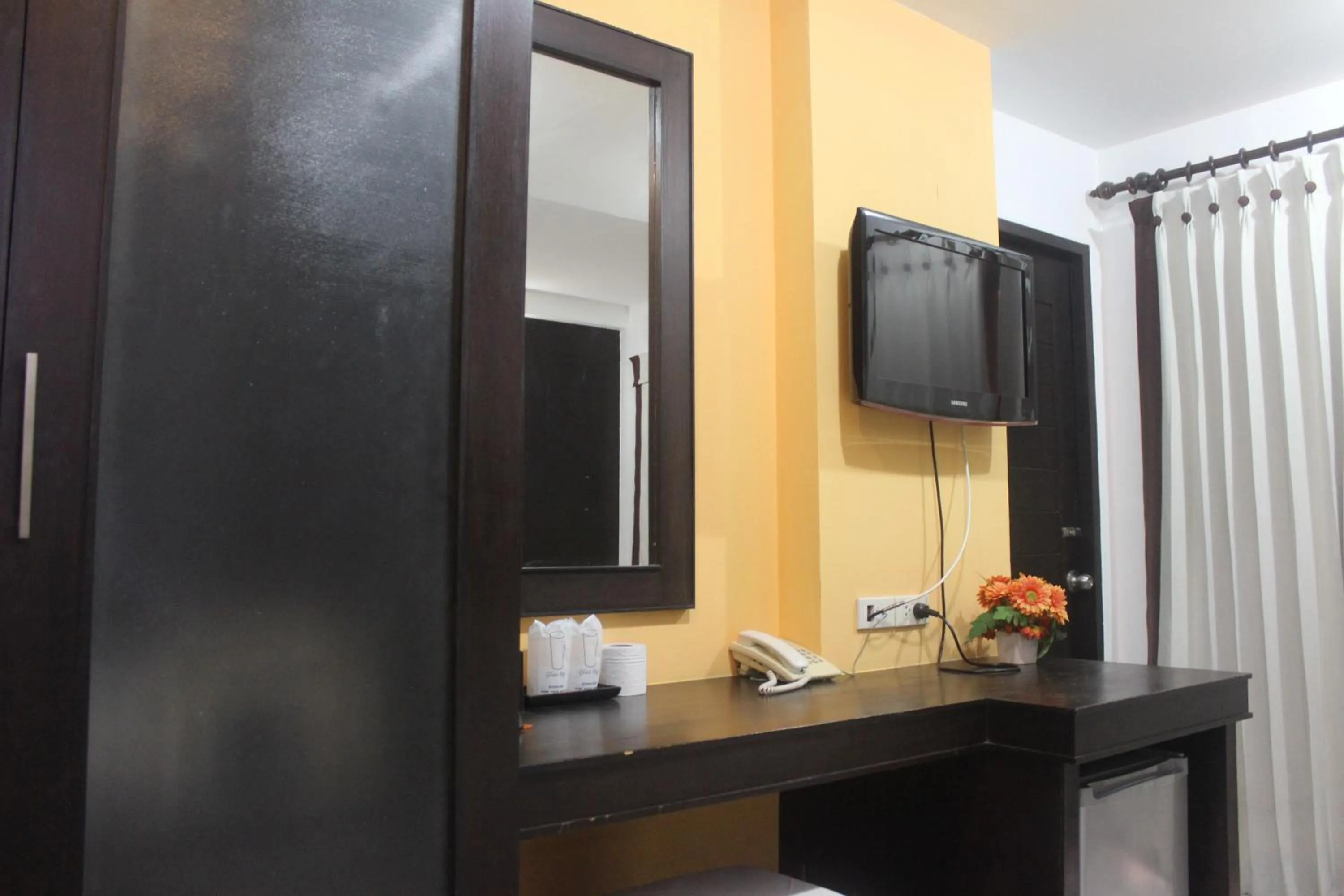 TV/Entertainment Center in Amber Residence - SHA Plus