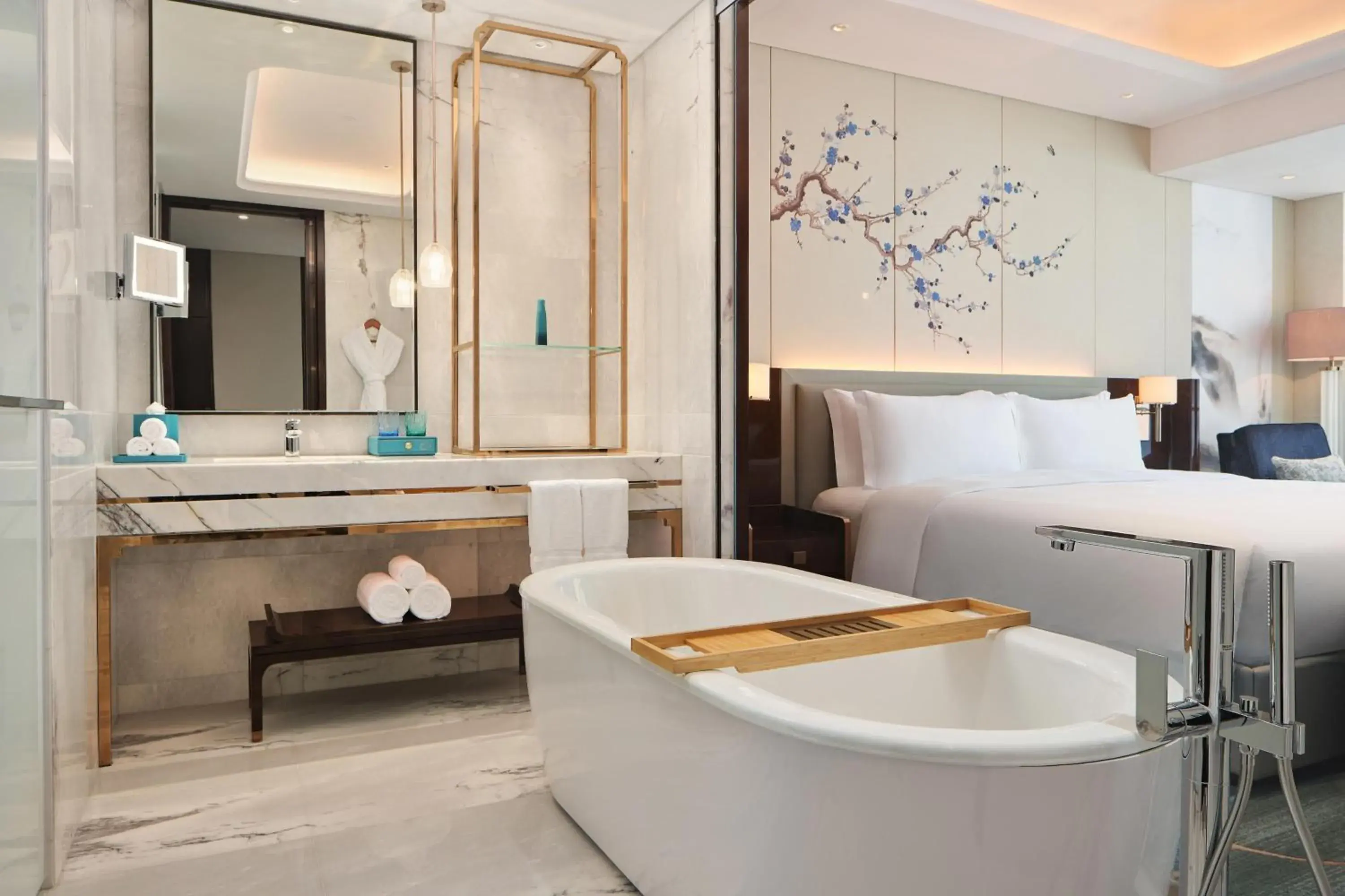 Bathroom in Na Lotus Hotel, a Luxury Collection Hotel, Nanning