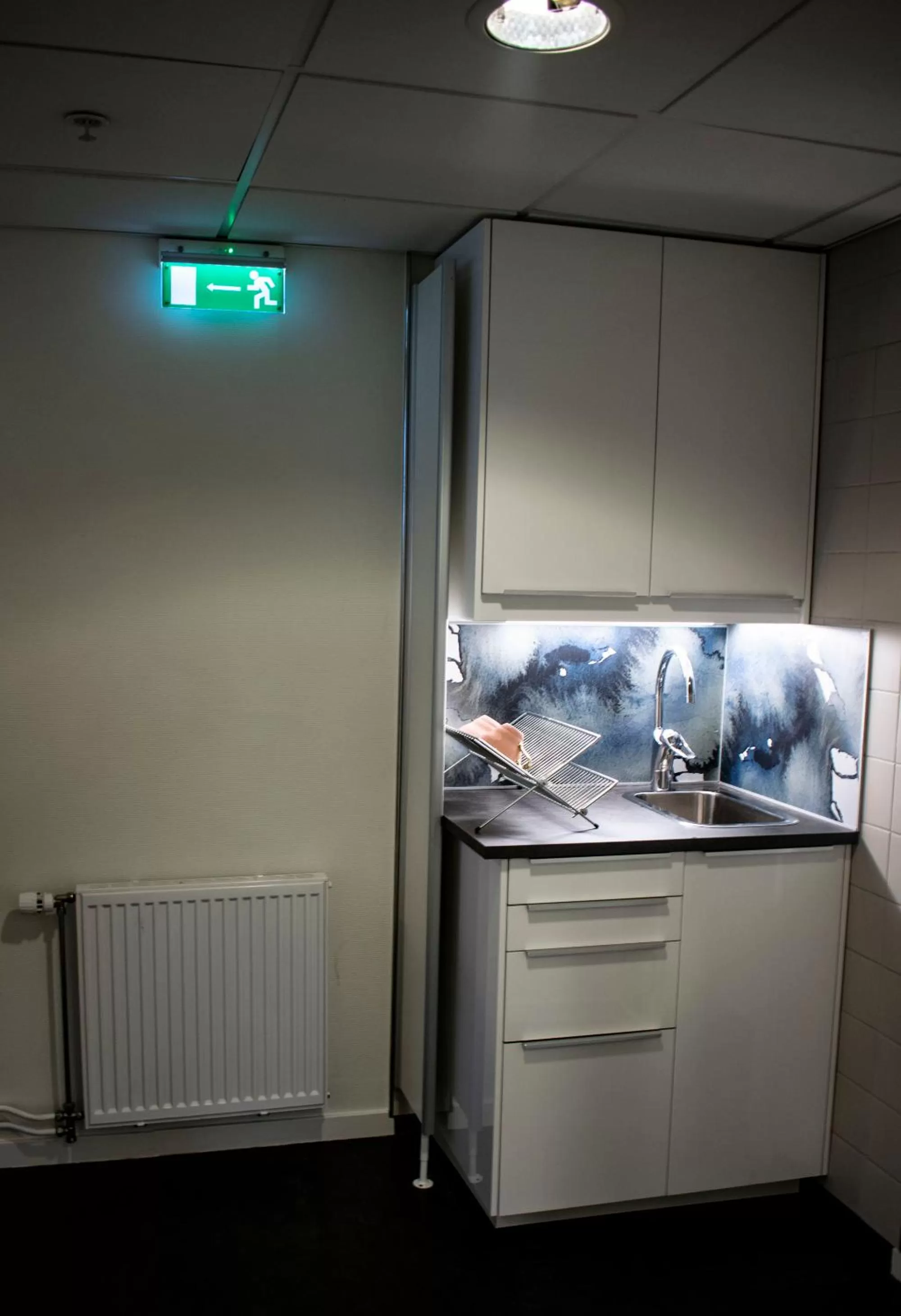 Communal kitchen in Kom Family