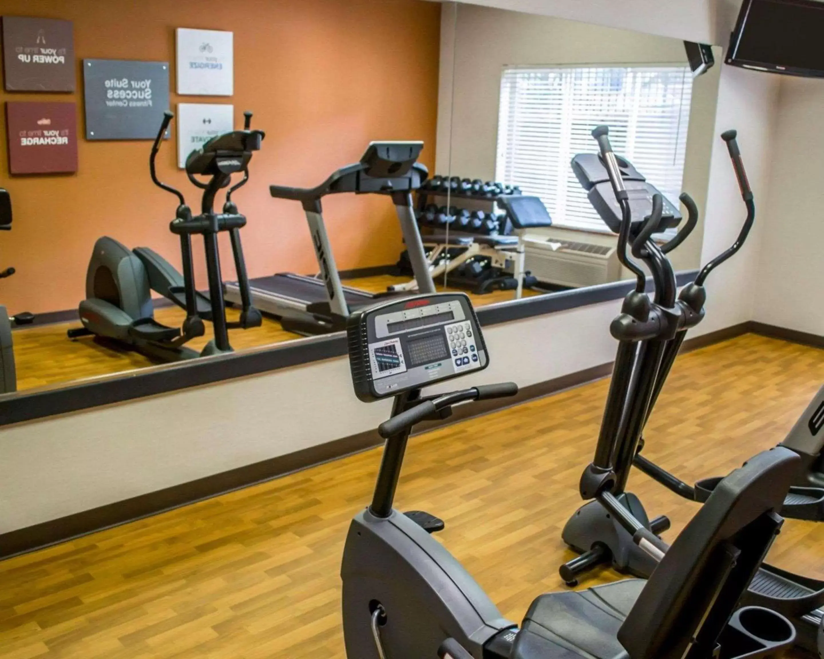 Fitness centre/facilities, Fitness Center/Facilities in Comfort Suites Portland Southwest