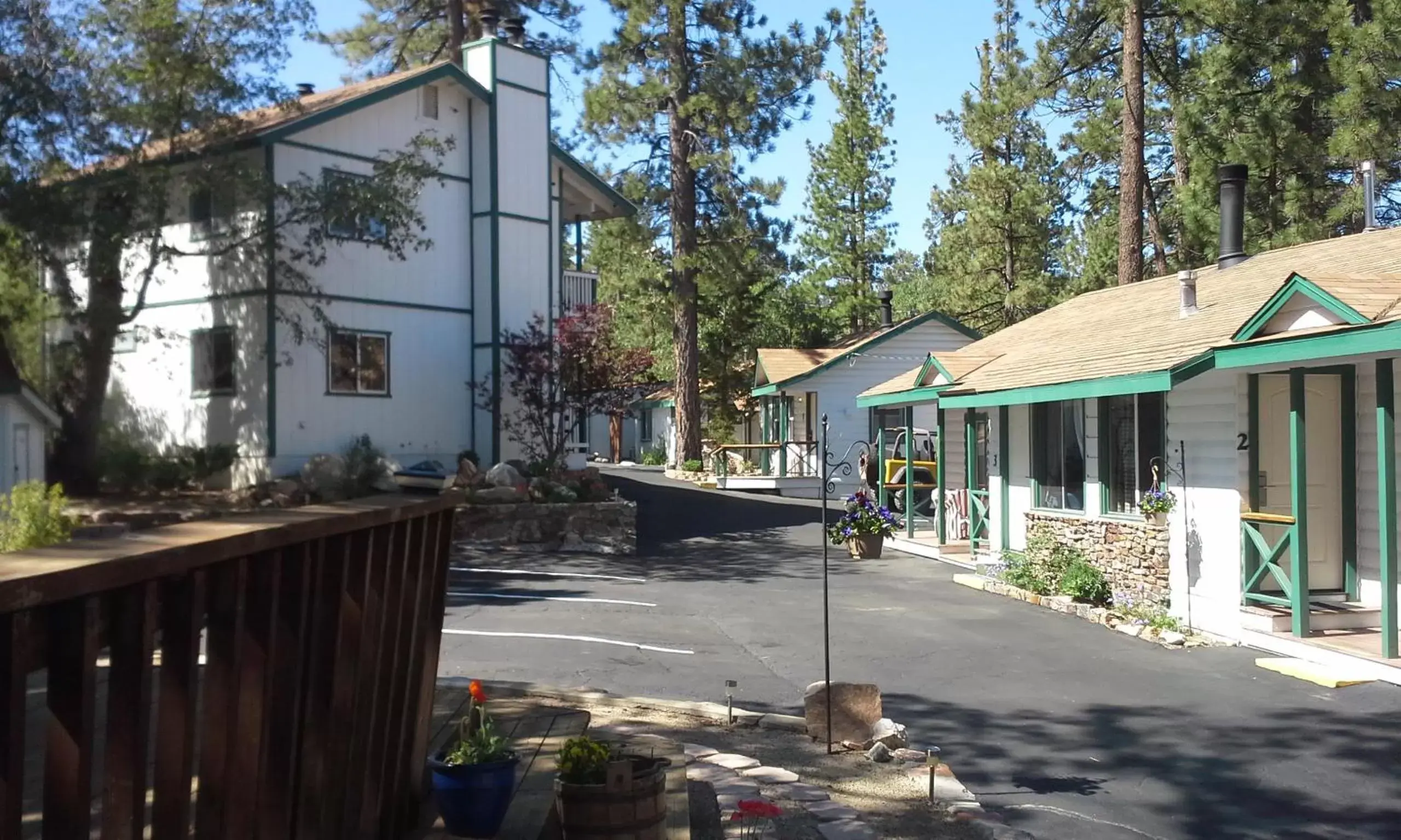 Area and facilities, Property Building in Hillcrest Suites & Cabins