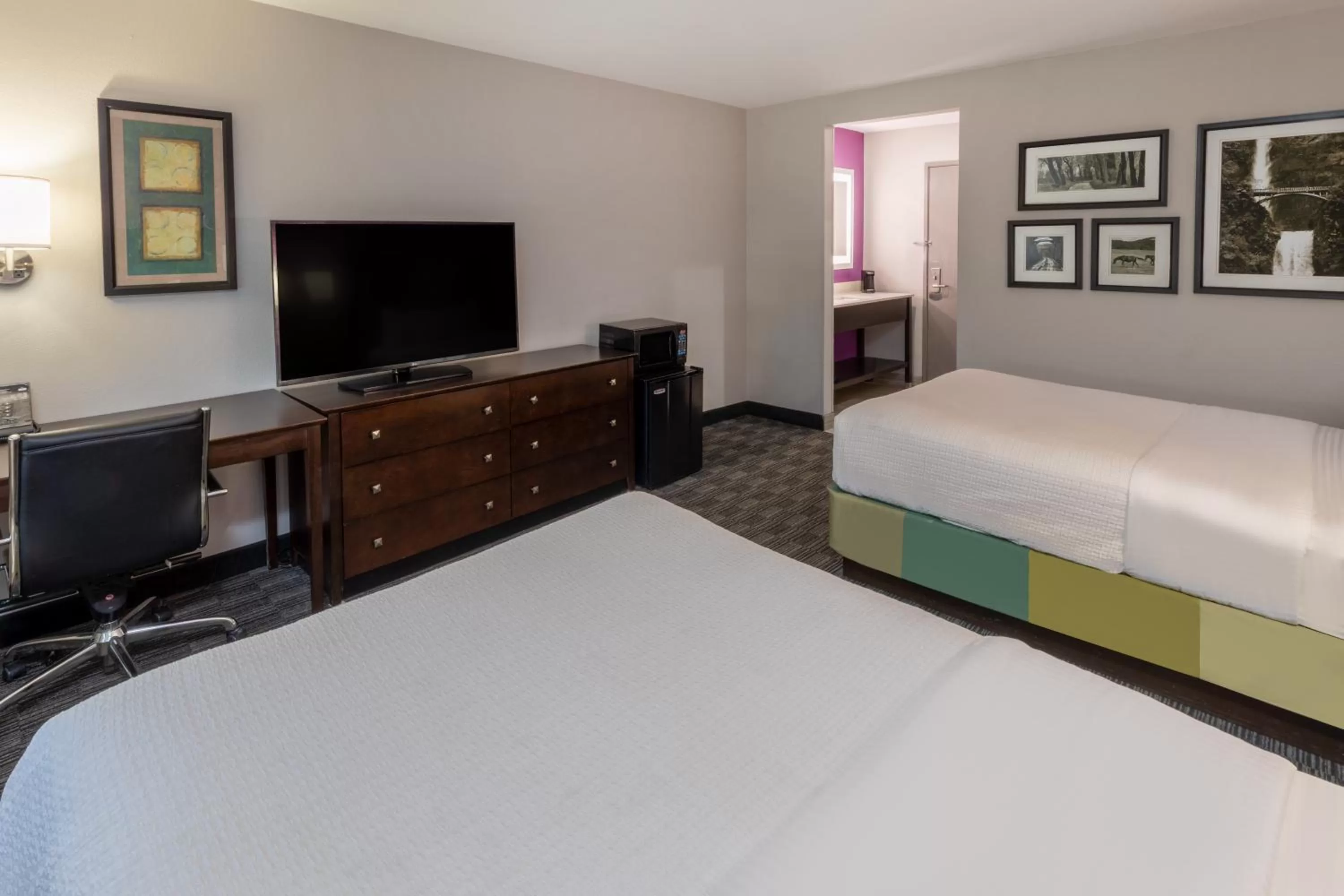 TV and multimedia, Bed in La Quinta by Wyndham Houston NW Brookhollow