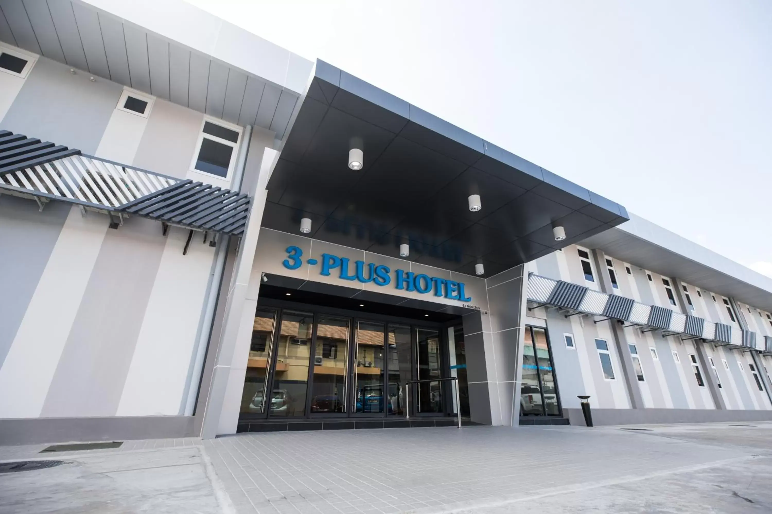 Facade/entrance in 3-Plus Hotel Facade/entrance in 3-Plus Hotel