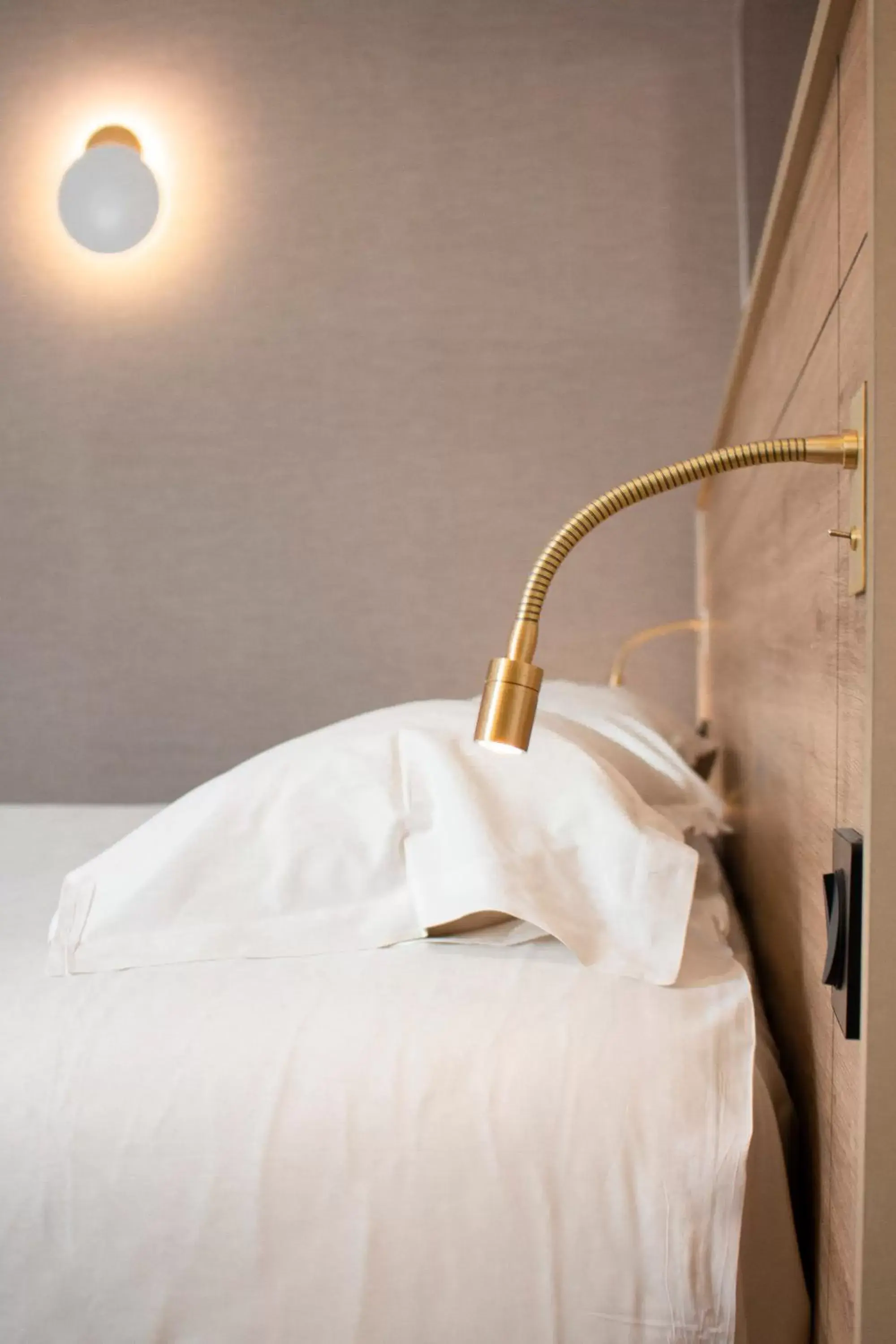 Bed in Brit Hotel Nantes Vigneux - L'Atlantel