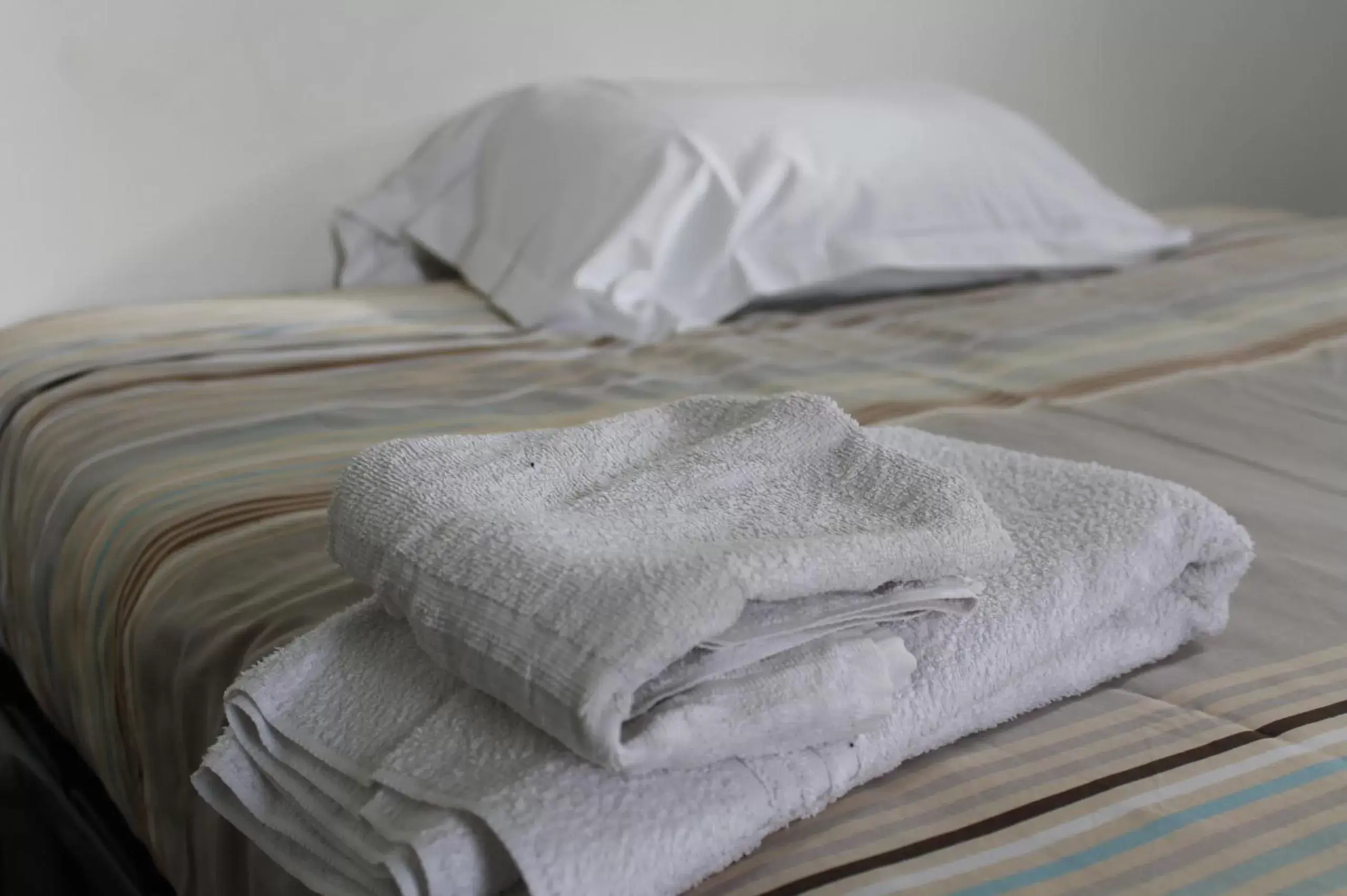 Bedroom, Bed in Hôtel et Restaurant de la Gare Torigny-les-Villes