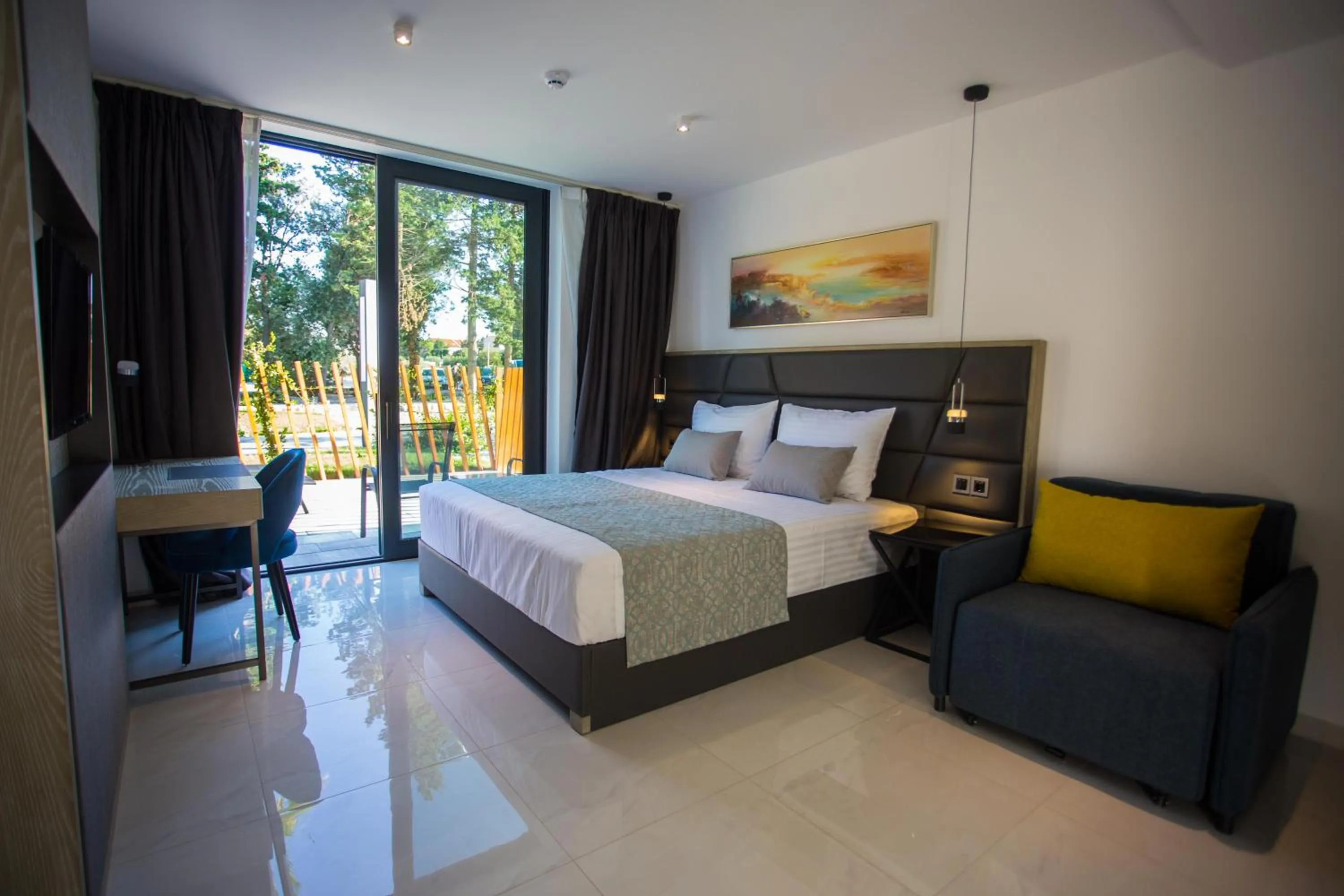 Bed in LIBERTY PLAZA