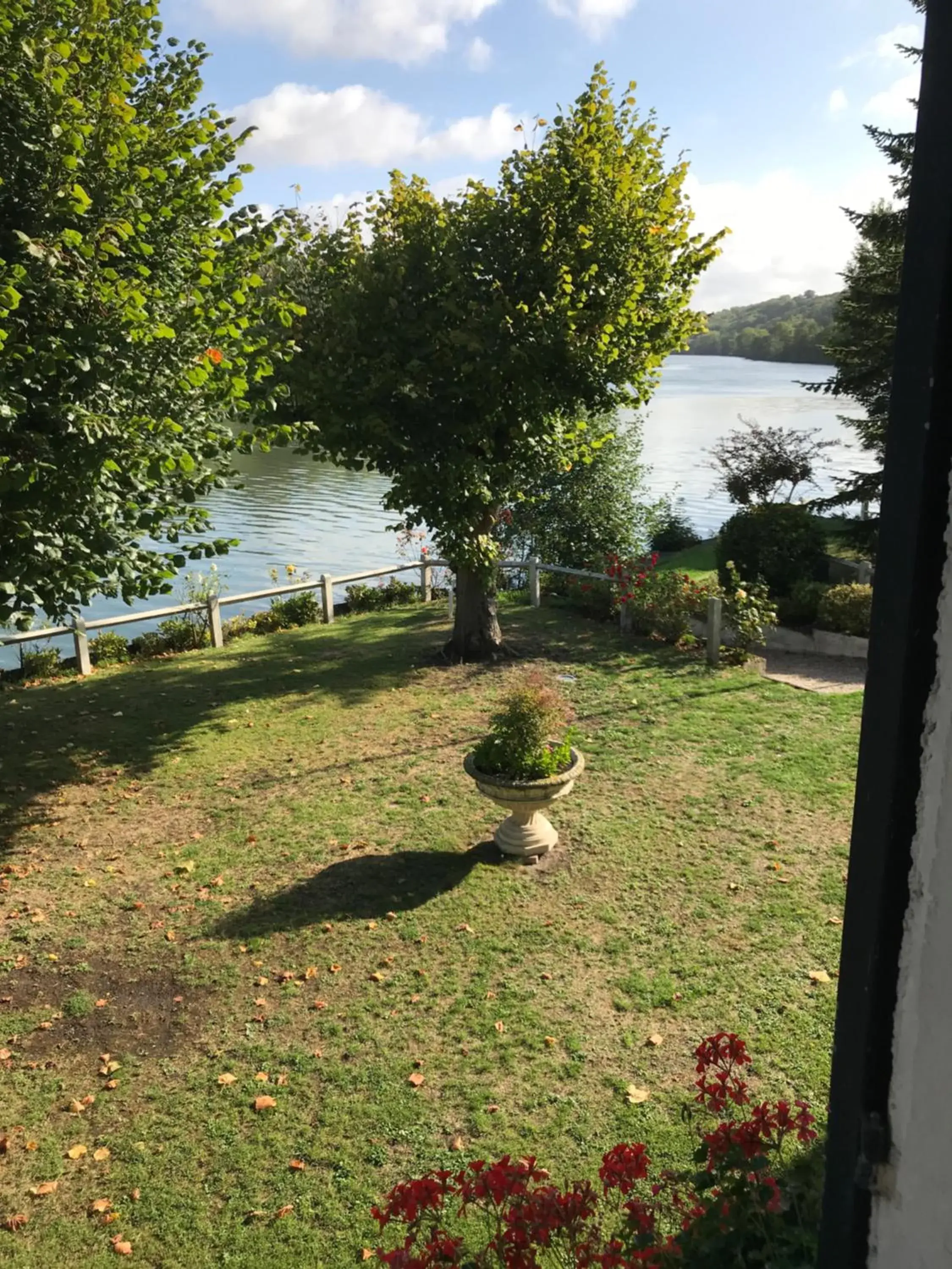 Garden in Hostellerie de Pavillon Saint-Hubert