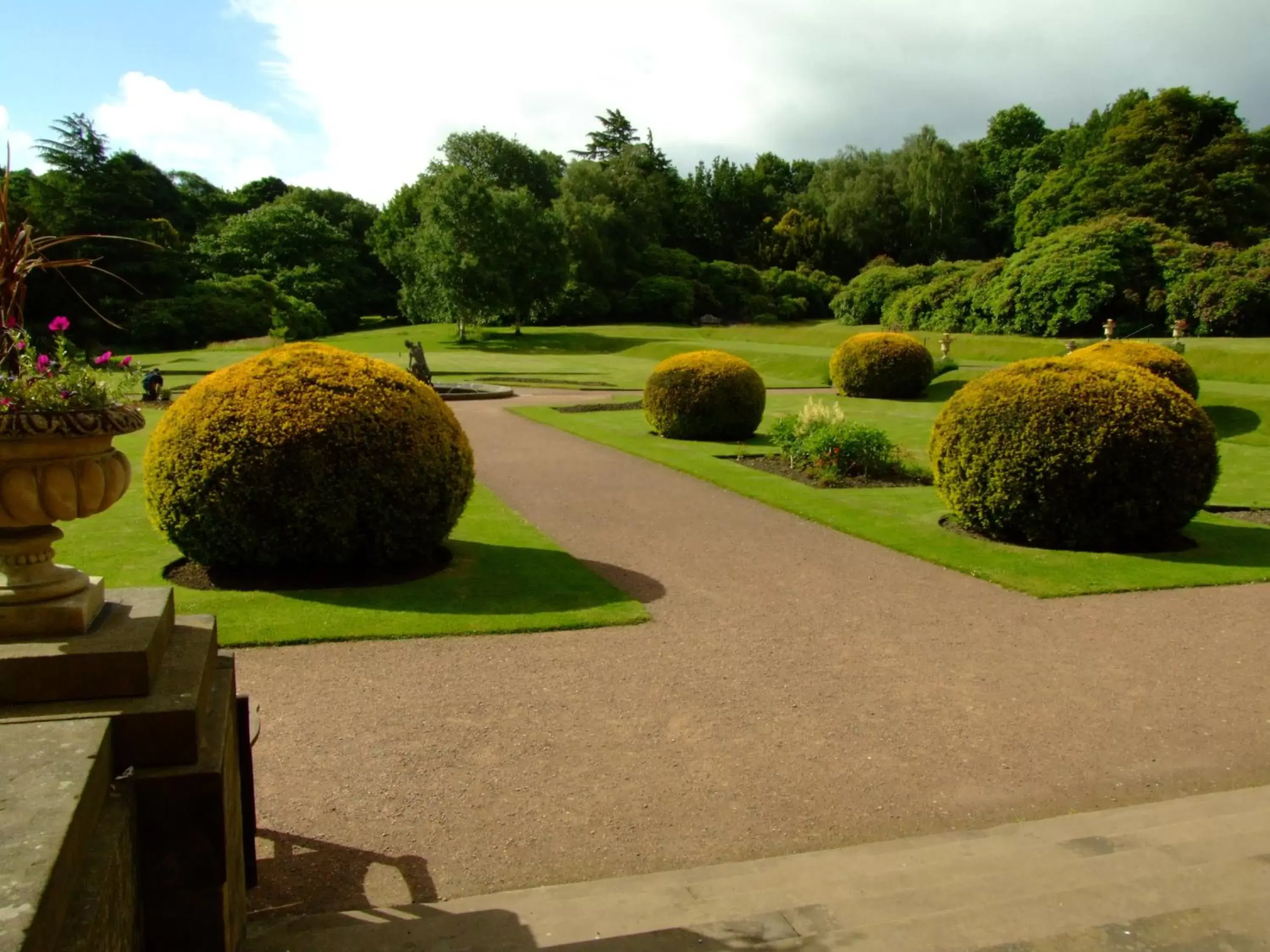 Facade/entrance in Wortley Hall Sheffield