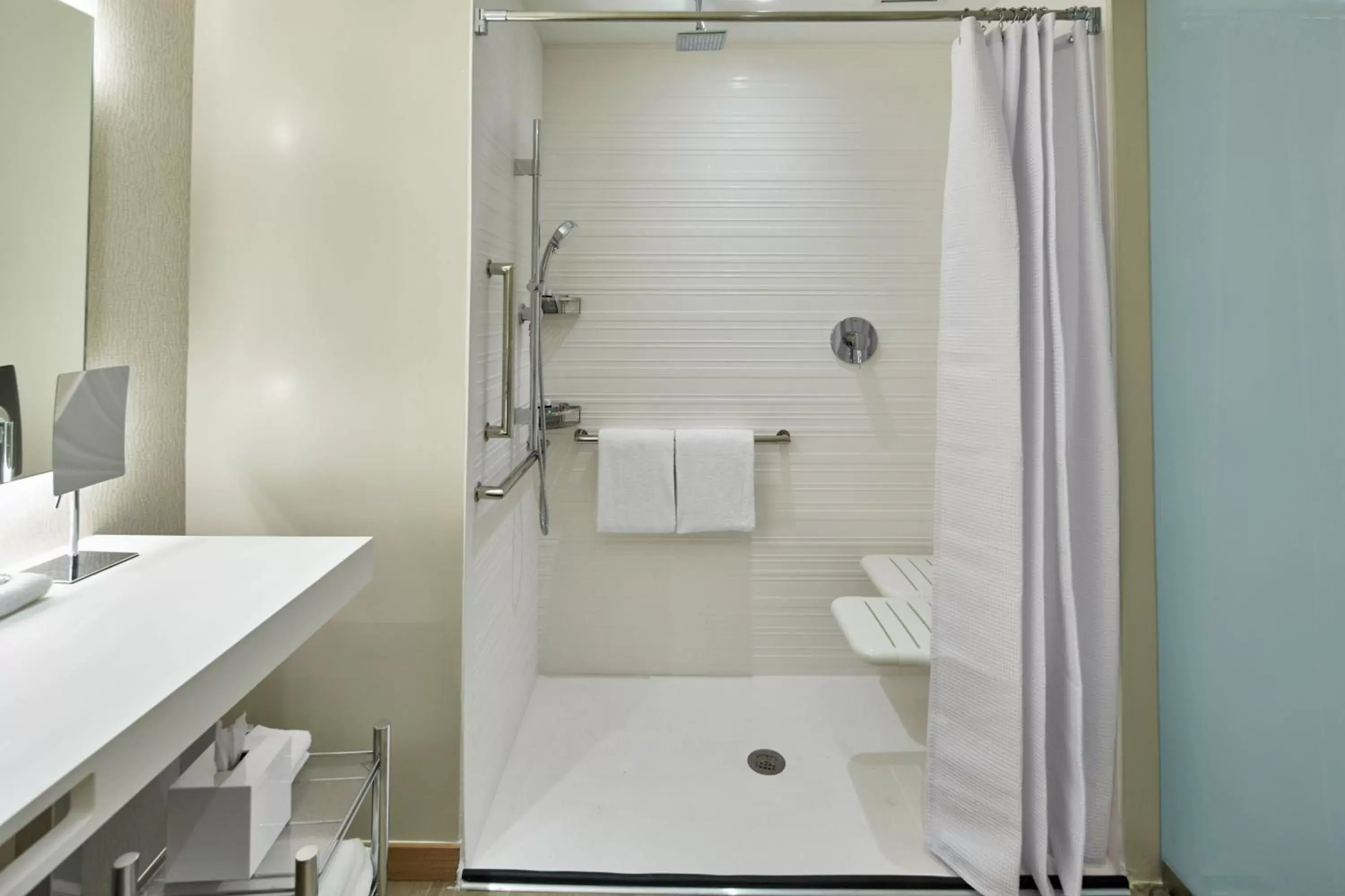 Bathroom in AC Hotel by Marriott Fort Lauderdale Beach