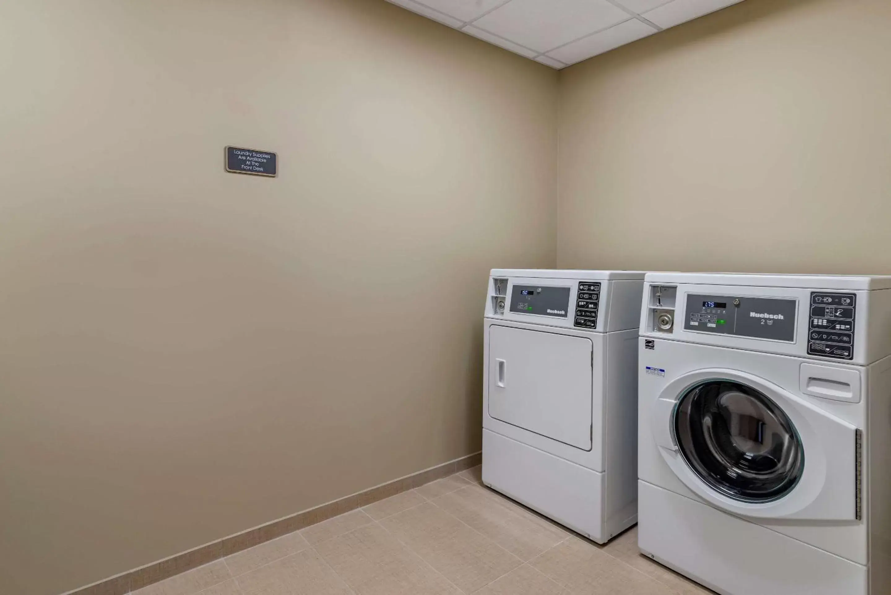 Other, Kitchen/Kitchenette in Comfort Suites