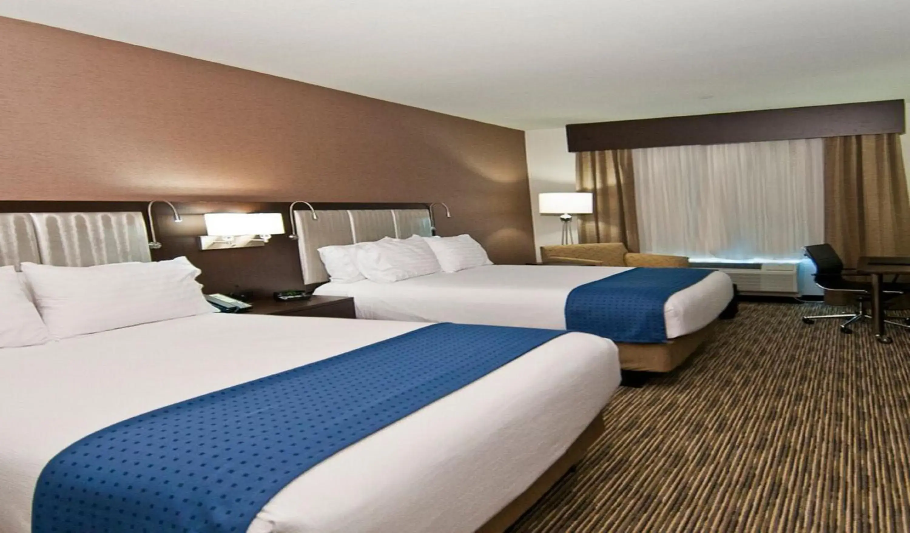 Photo of the whole room, Bed in Holiday Inn Austin Airport, an IHG Hotel