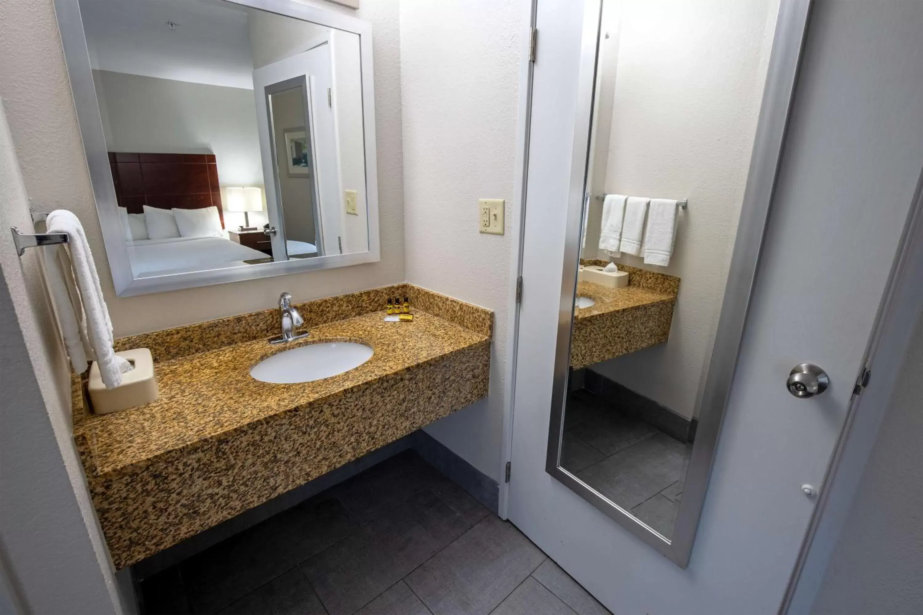 Bathroom in Best Western Plus Lafayette Vermilion River Inn & Suites