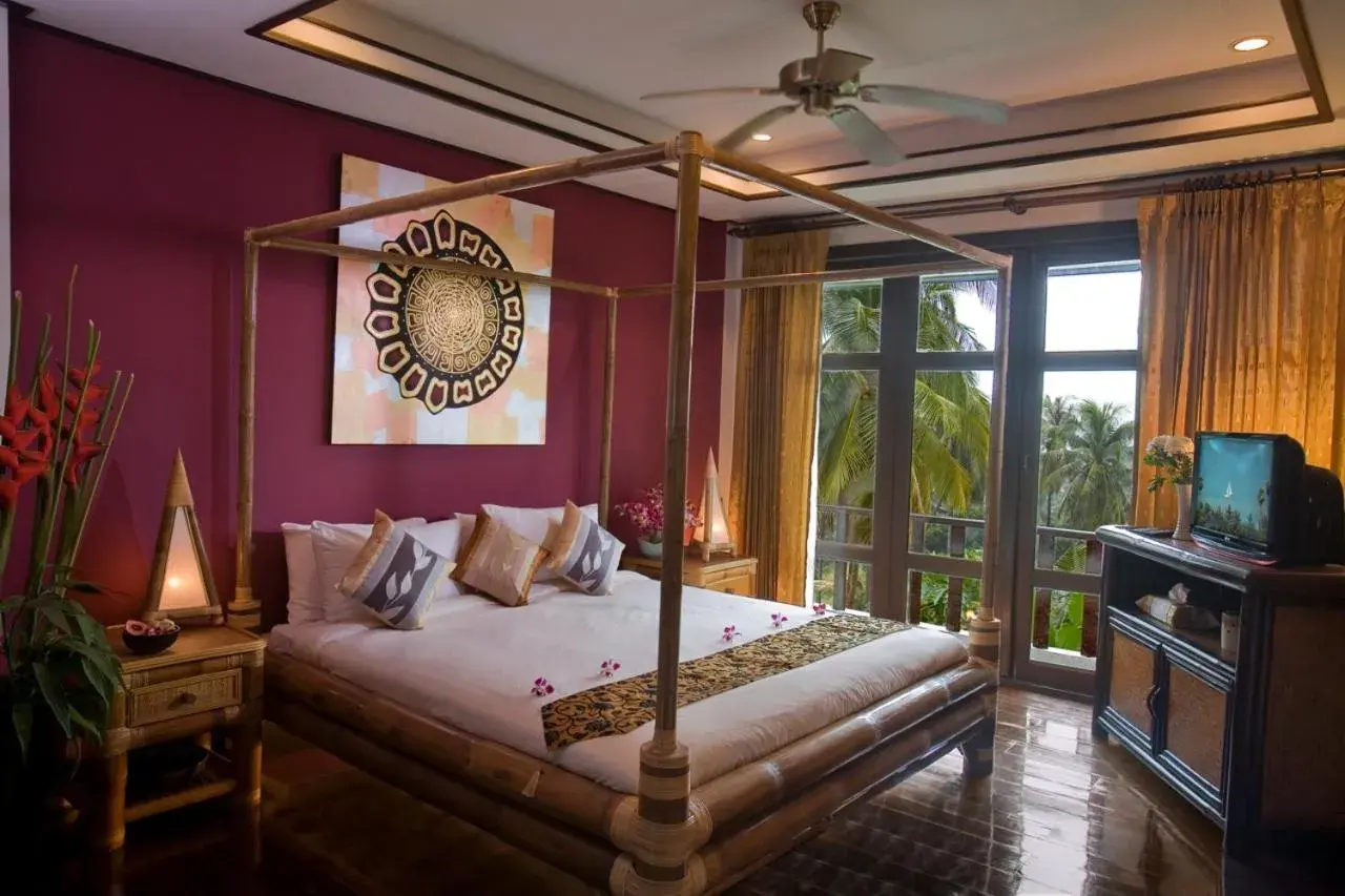 Bed in Paradise Island Estate