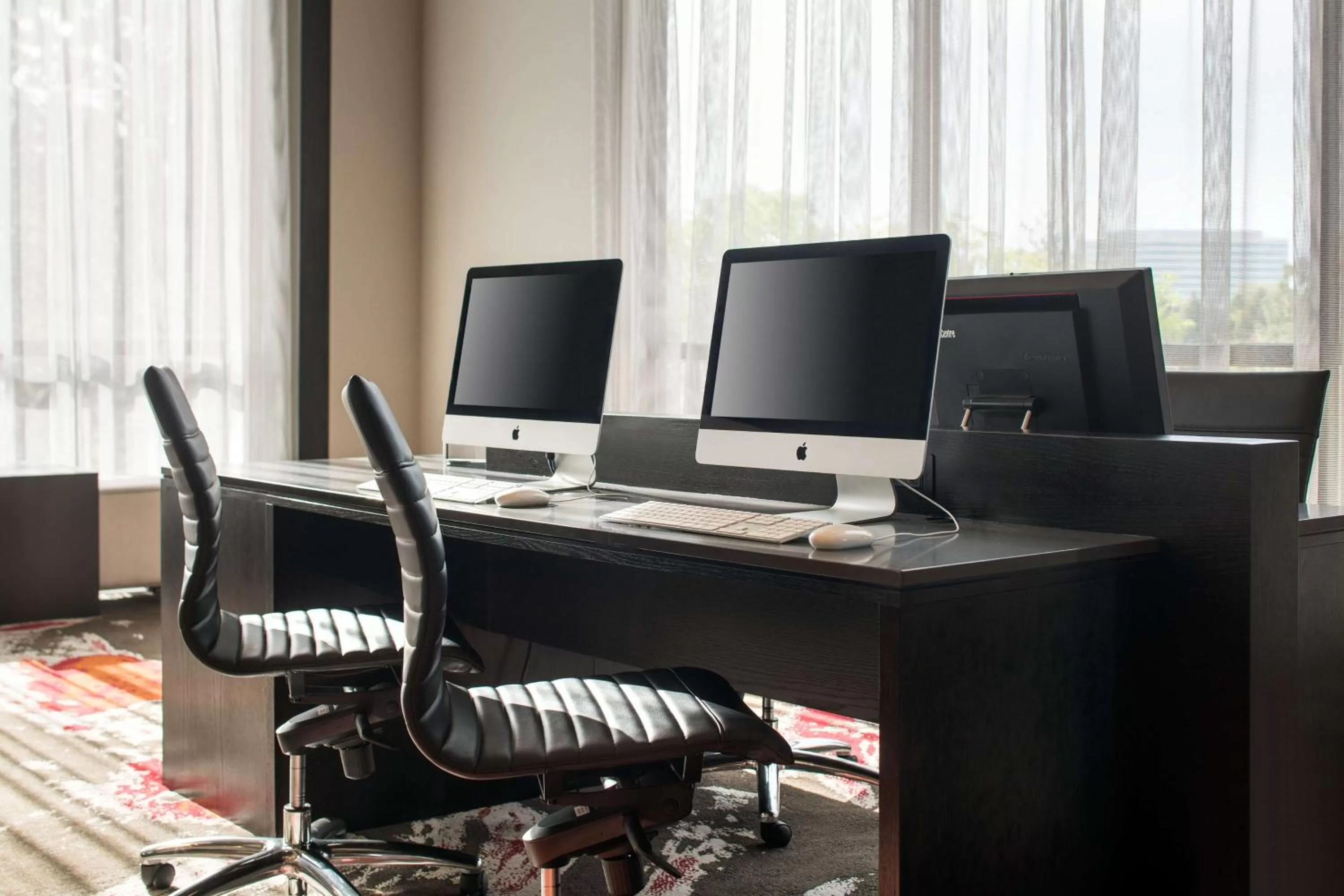 Business facilities in DoubleTree by Hilton Denver Tech