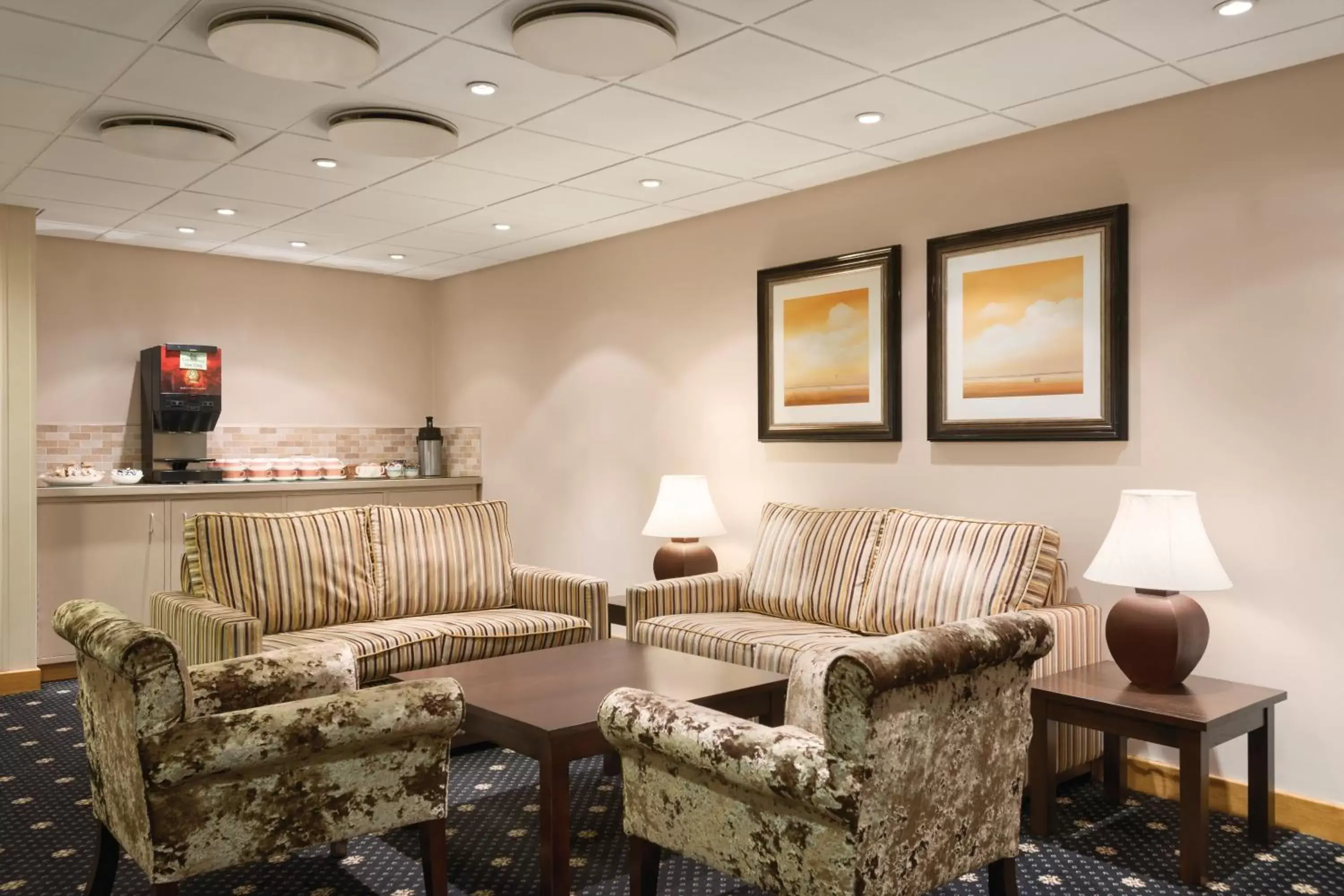 Lounge or bar in Best Western Plus Nottingham City Centre