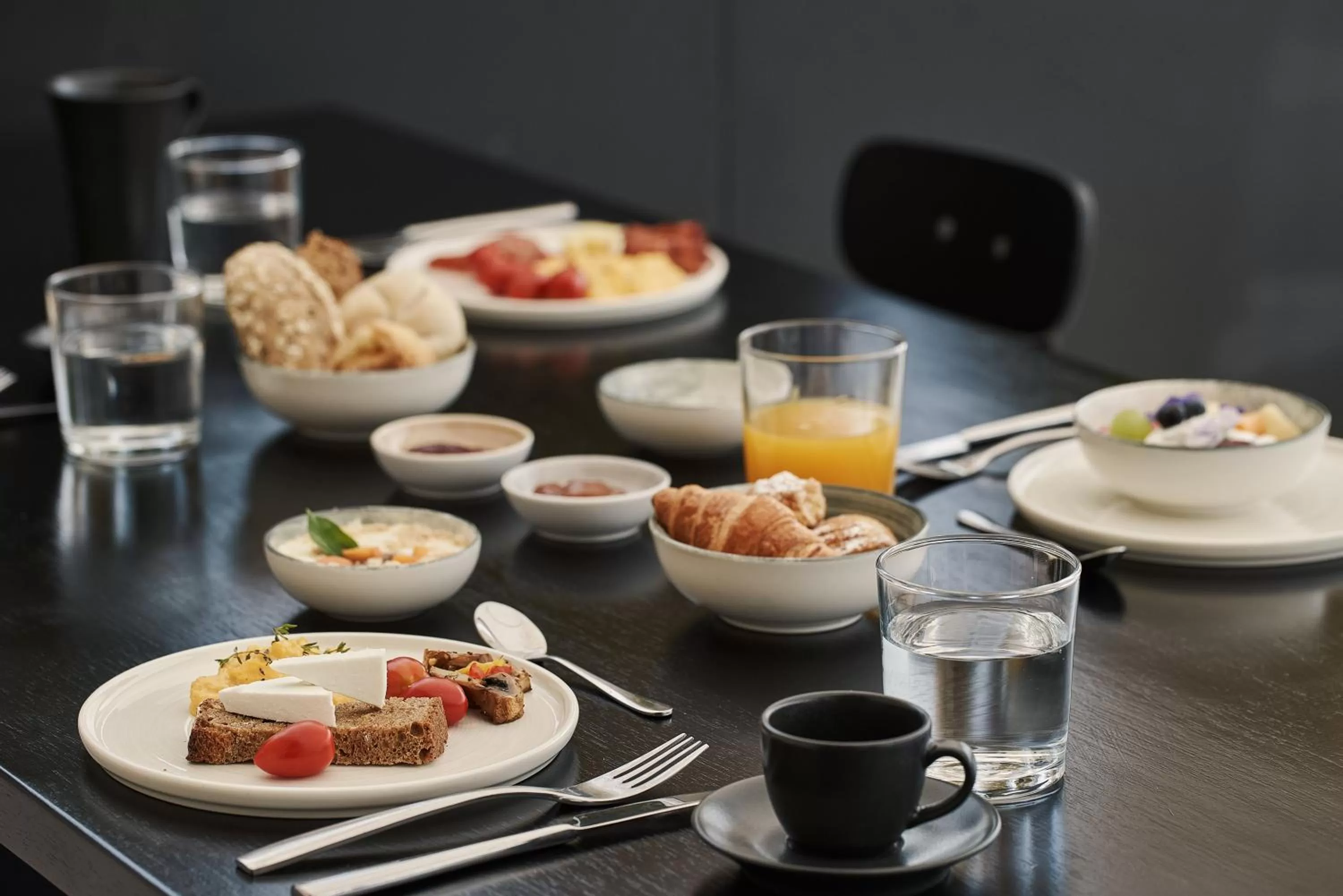 Breakfast in The Newel Psychiko