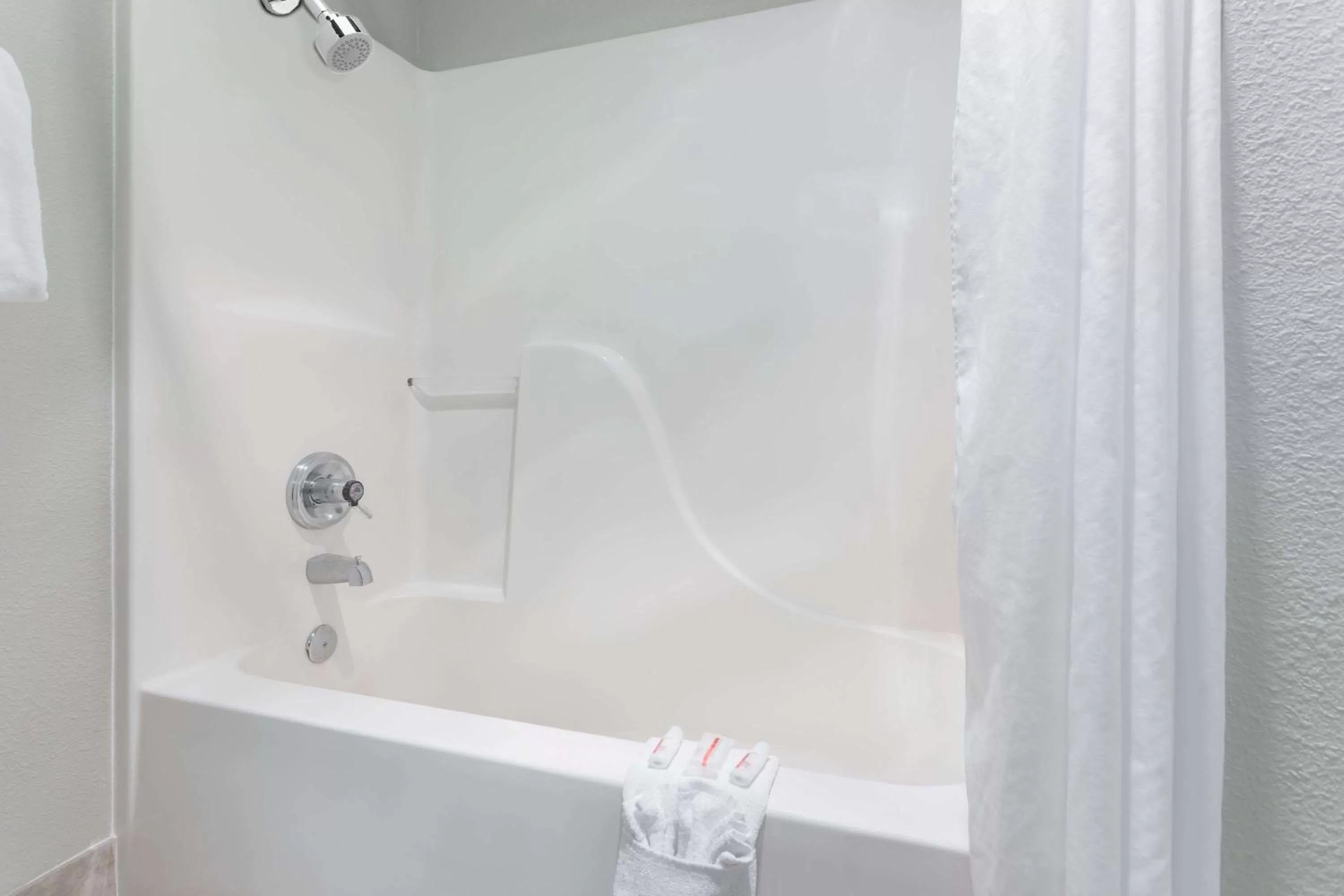 Bathroom in Baymont by Wyndham Yreka