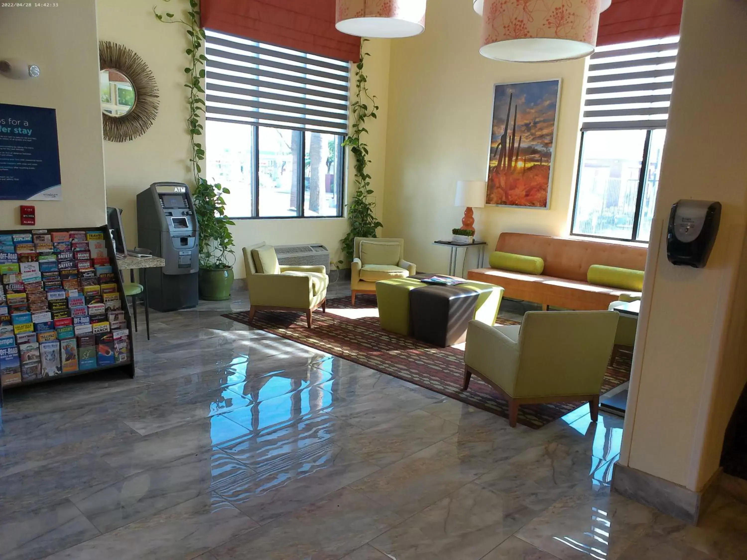 Lobby or reception in Days Inn & Suites by Wyndham Tucson/Marana