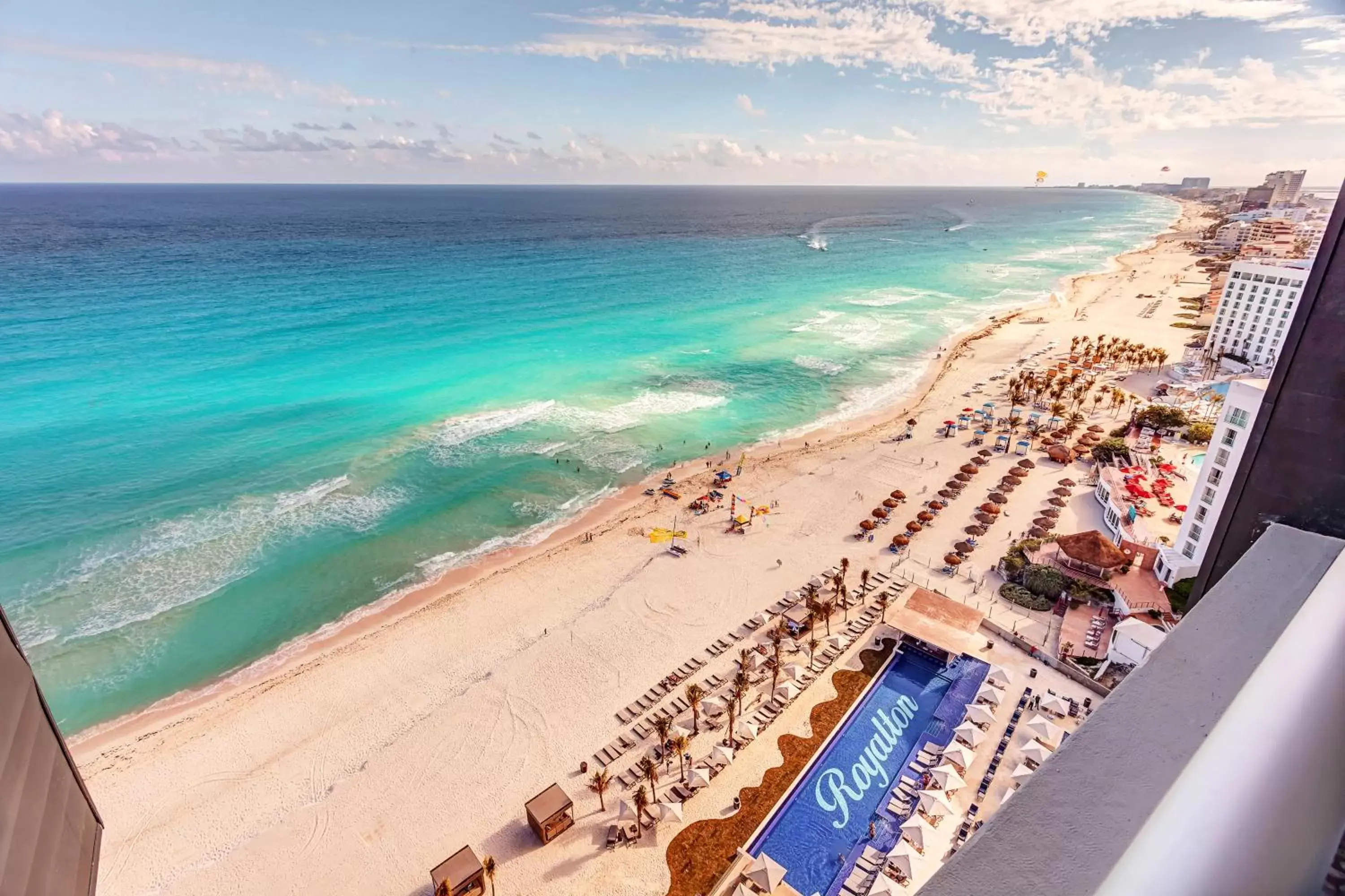 Sea view, Bird's-eye View in Royalton CHIC Cancun, An Autograph Collection All-Inclusive Resort - Adults Only