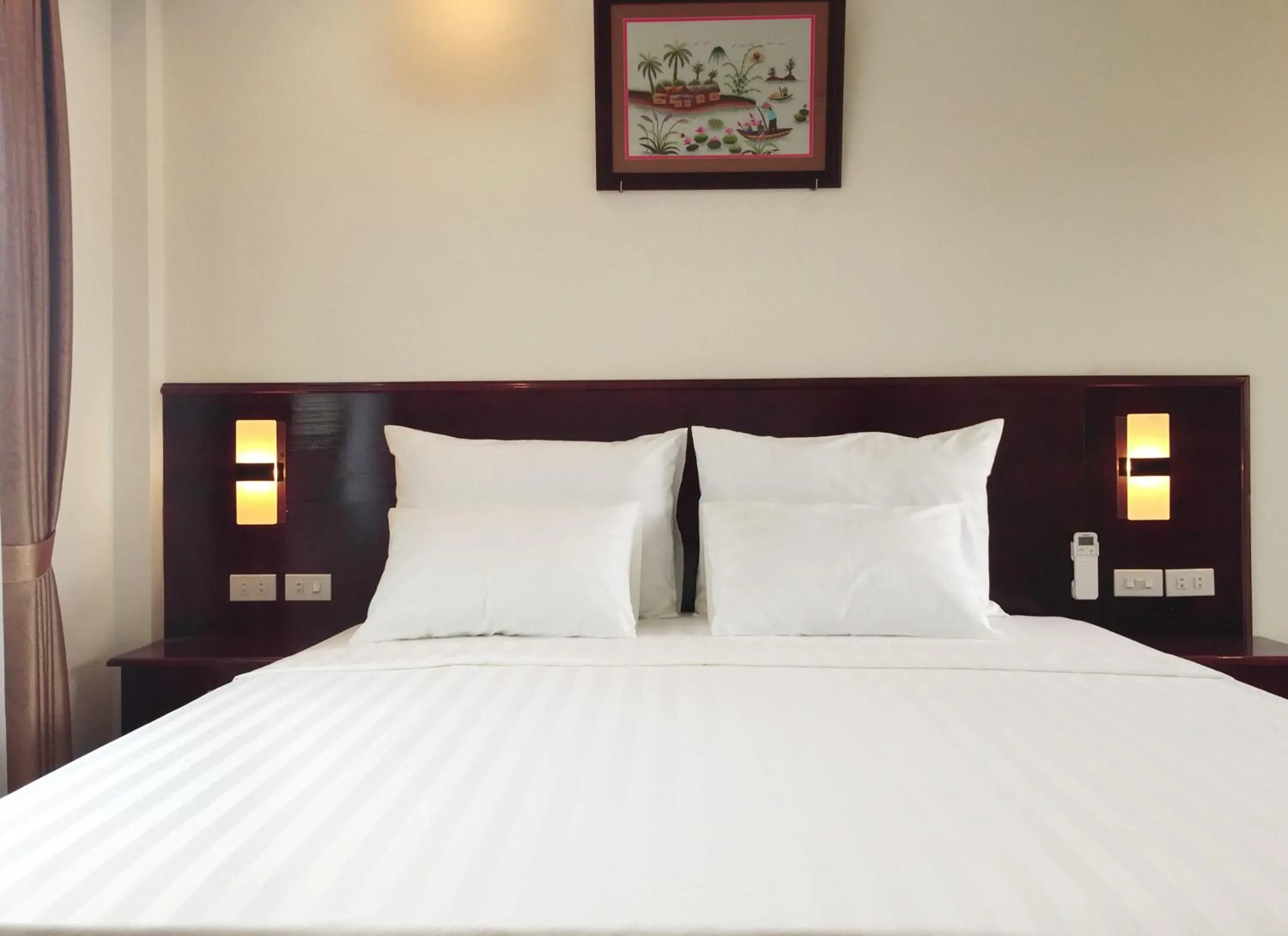 Bed in Tam Coc Victoria Hotel