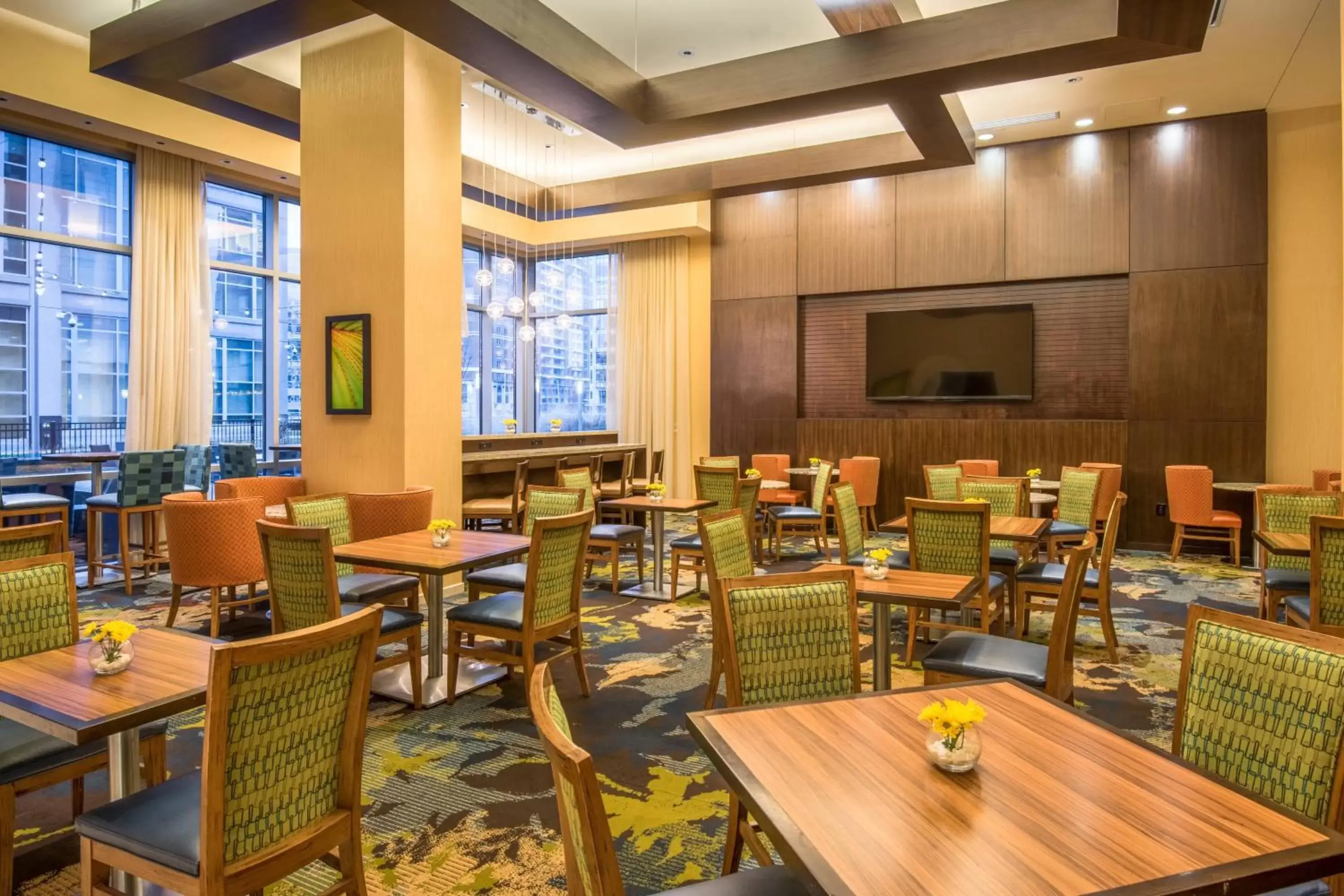 Breakfast, Restaurant/Places to Eat in Residence Inn by Marriott Arlington Ballston
