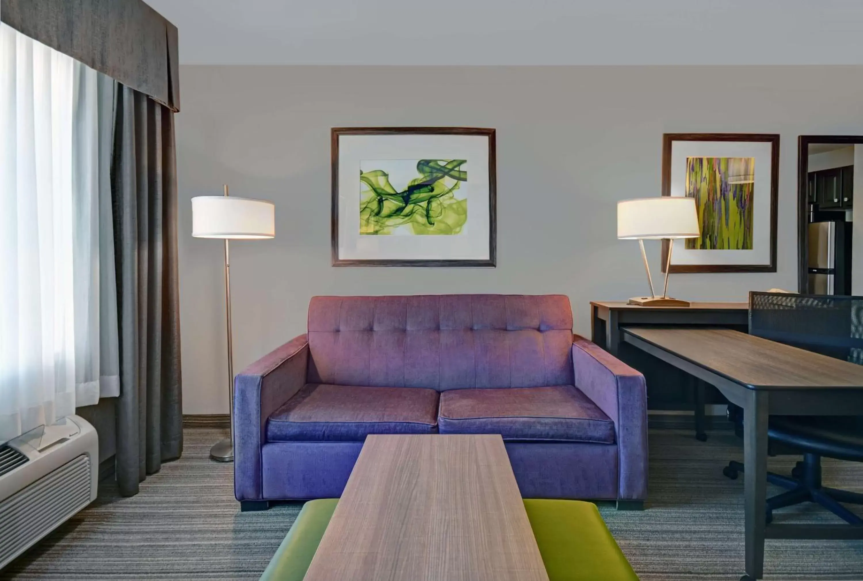 Living room, Seating Area in Homewood Suites by Hilton Eatontown