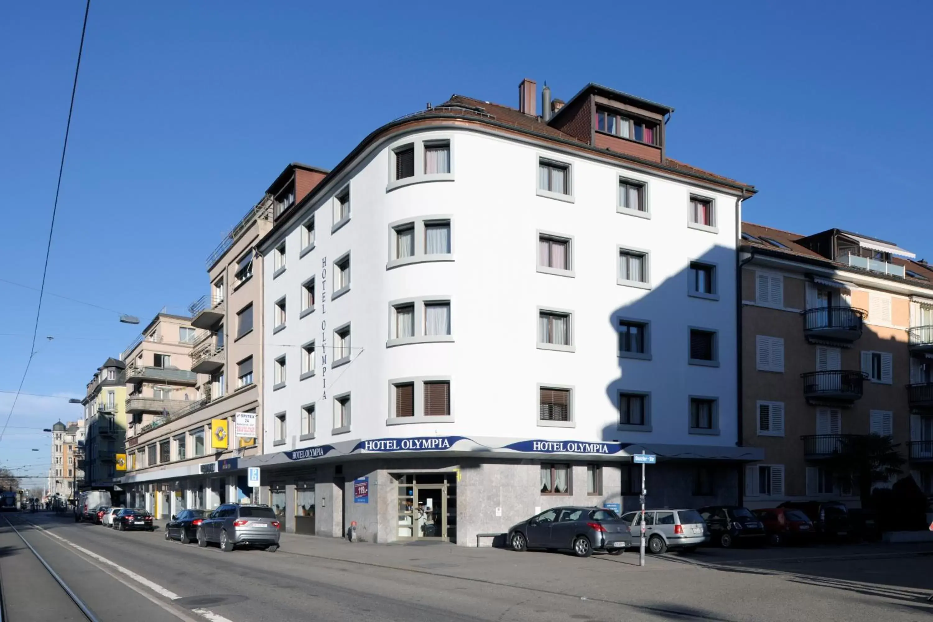 Facade/entrance, Property Building in Olympia Hotel Zurich