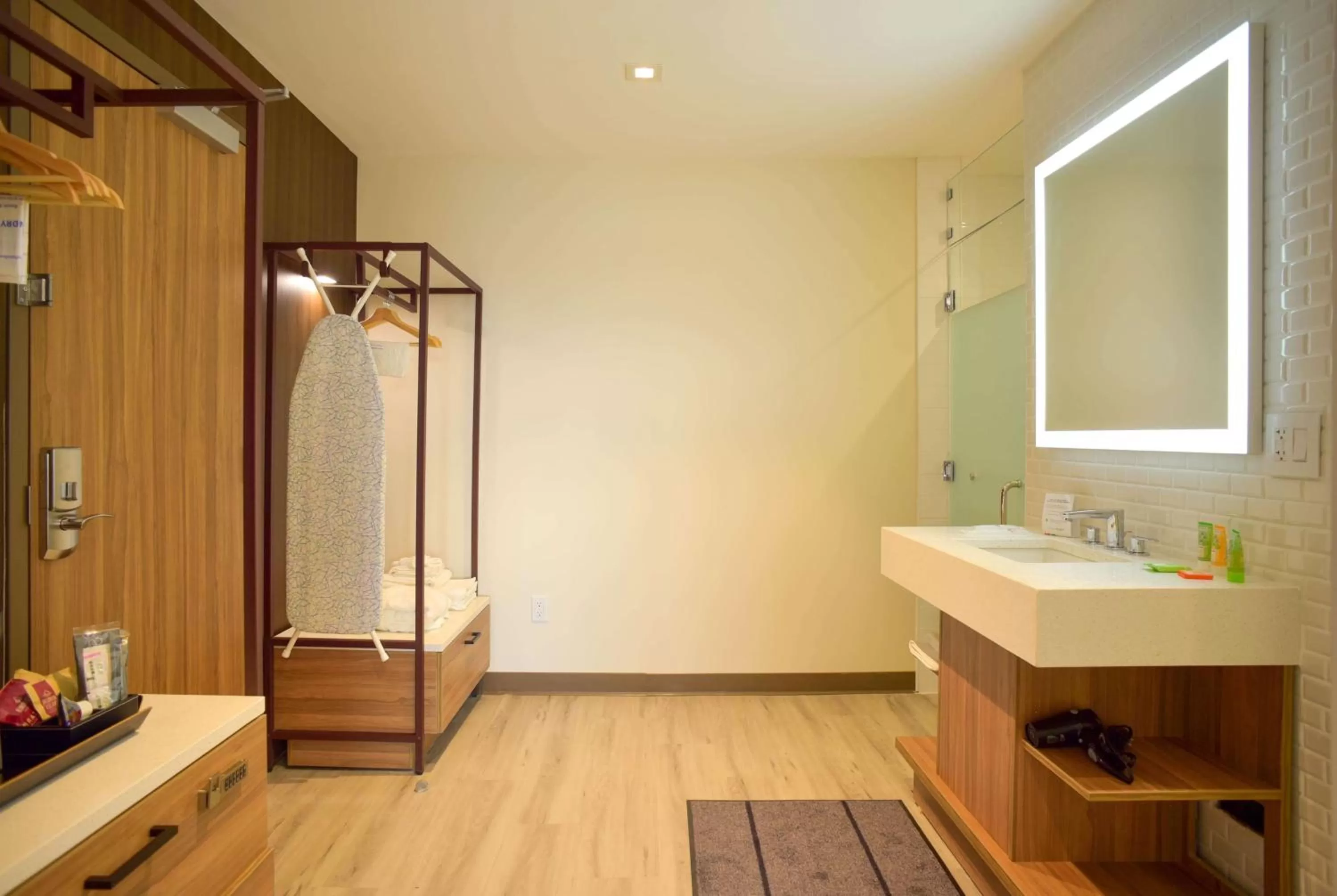 Bathroom in Wyndham Garden North Bergen - Secaucus