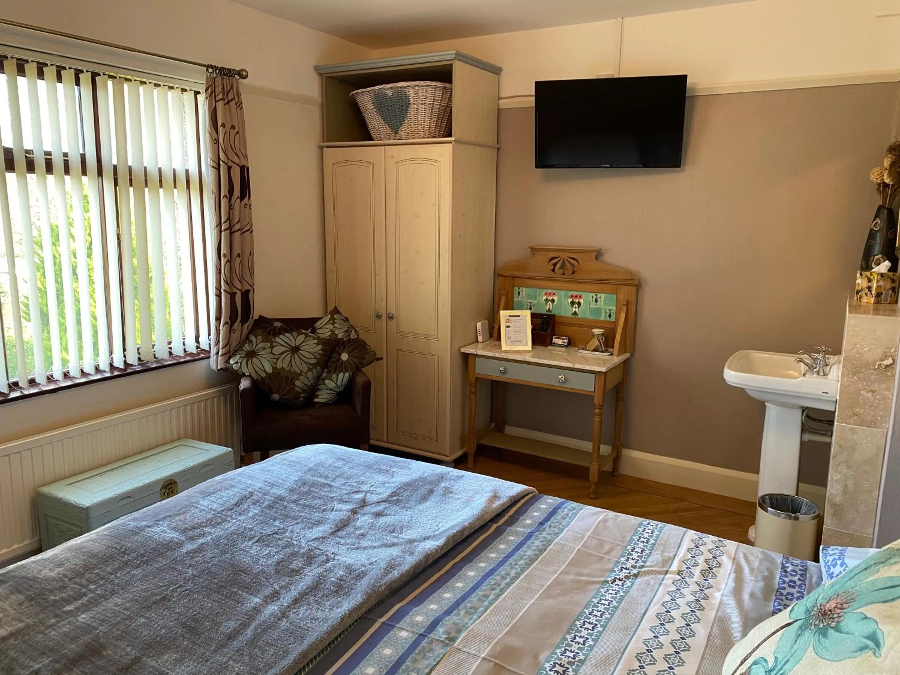 Bedroom, Bed in Orchard Side Bed and Breakfast