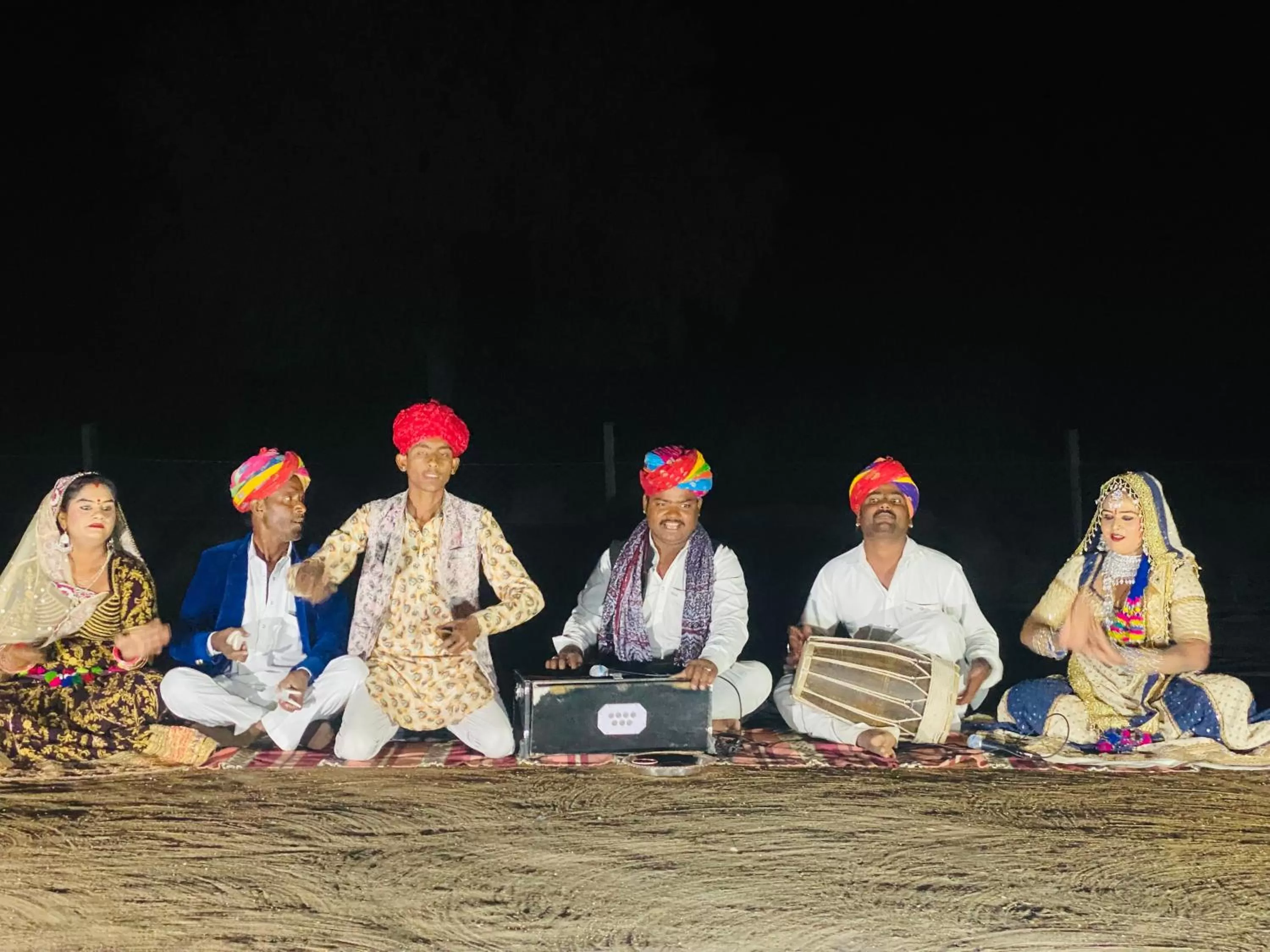 Night in Helsinki Desert Camp