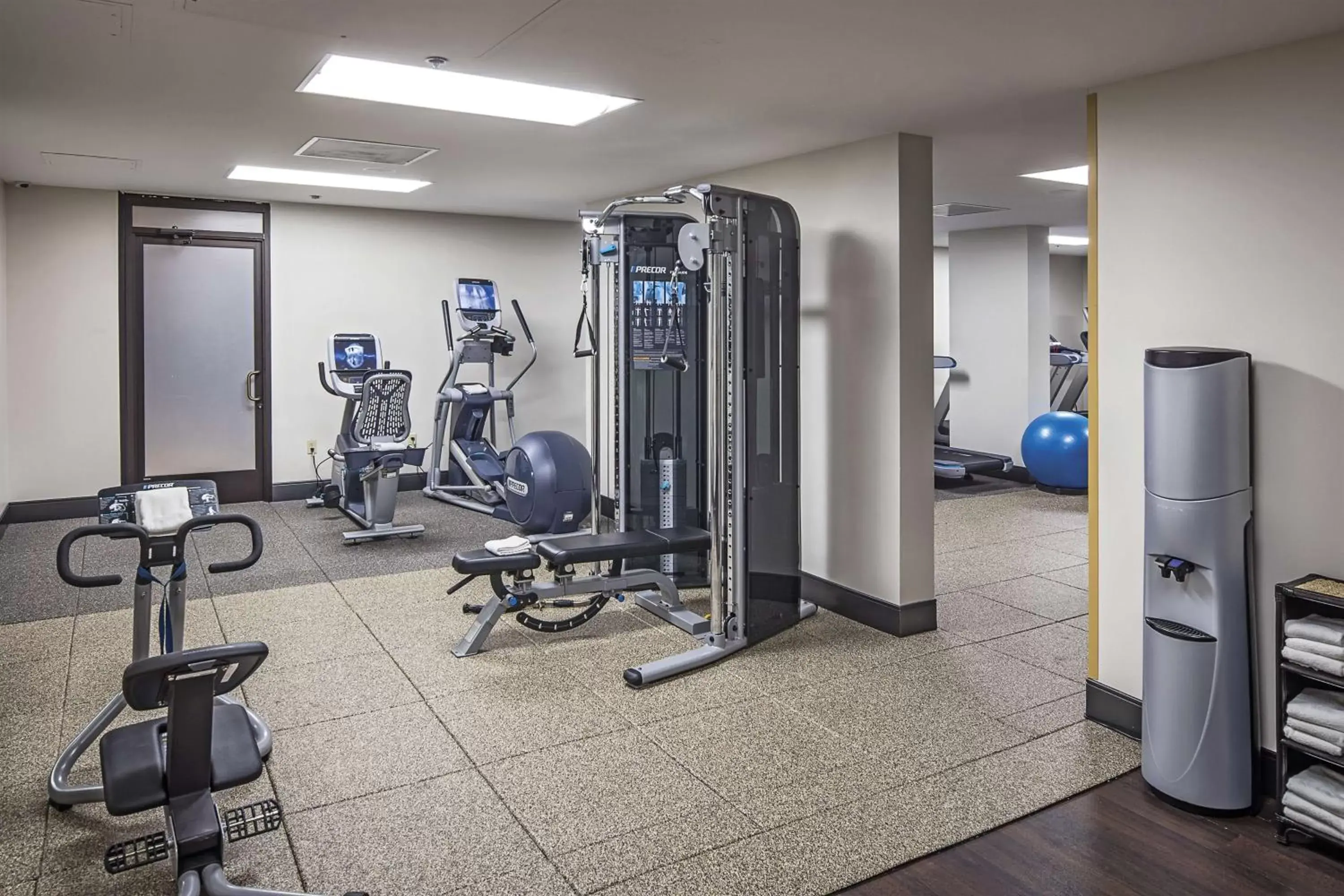 Fitness centre/facilities, Fitness Center/Facilities in Hilton Sacramento Arden West