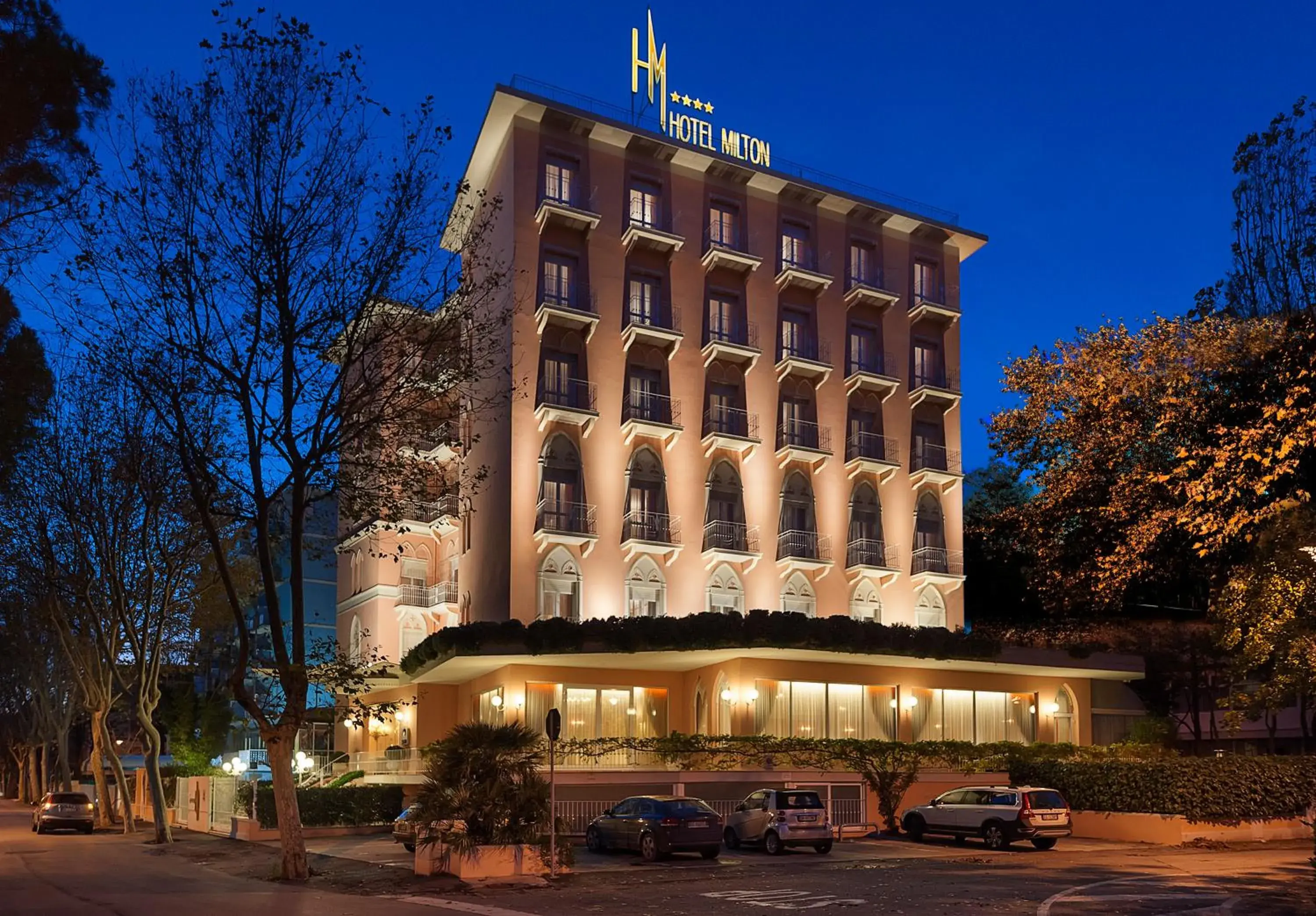 Facade/entrance, Property Building in Hotel Milton