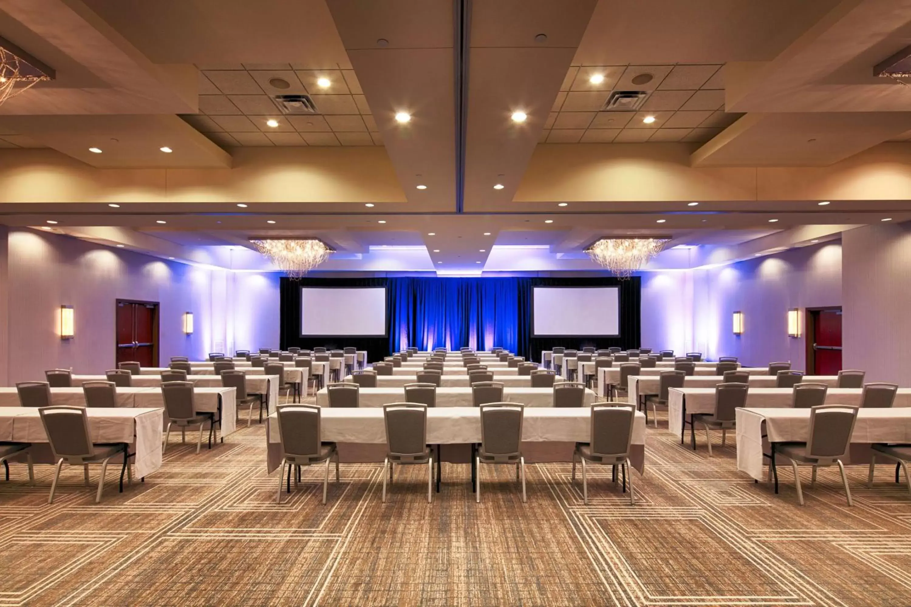 Meeting/conference room in Hilton Minneapolis Bloomington