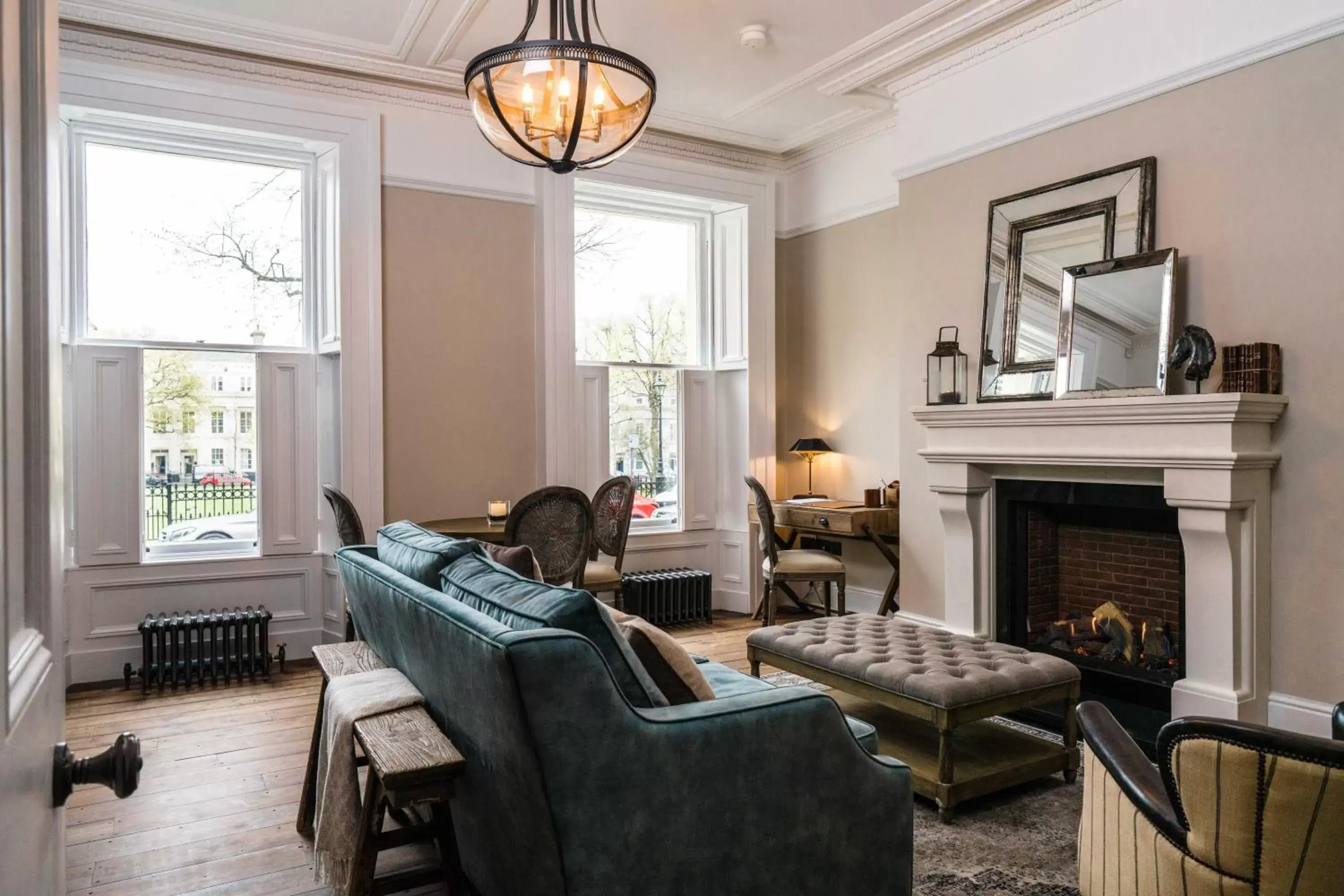 Living room, Seating Area in The Regency Suites & Residences