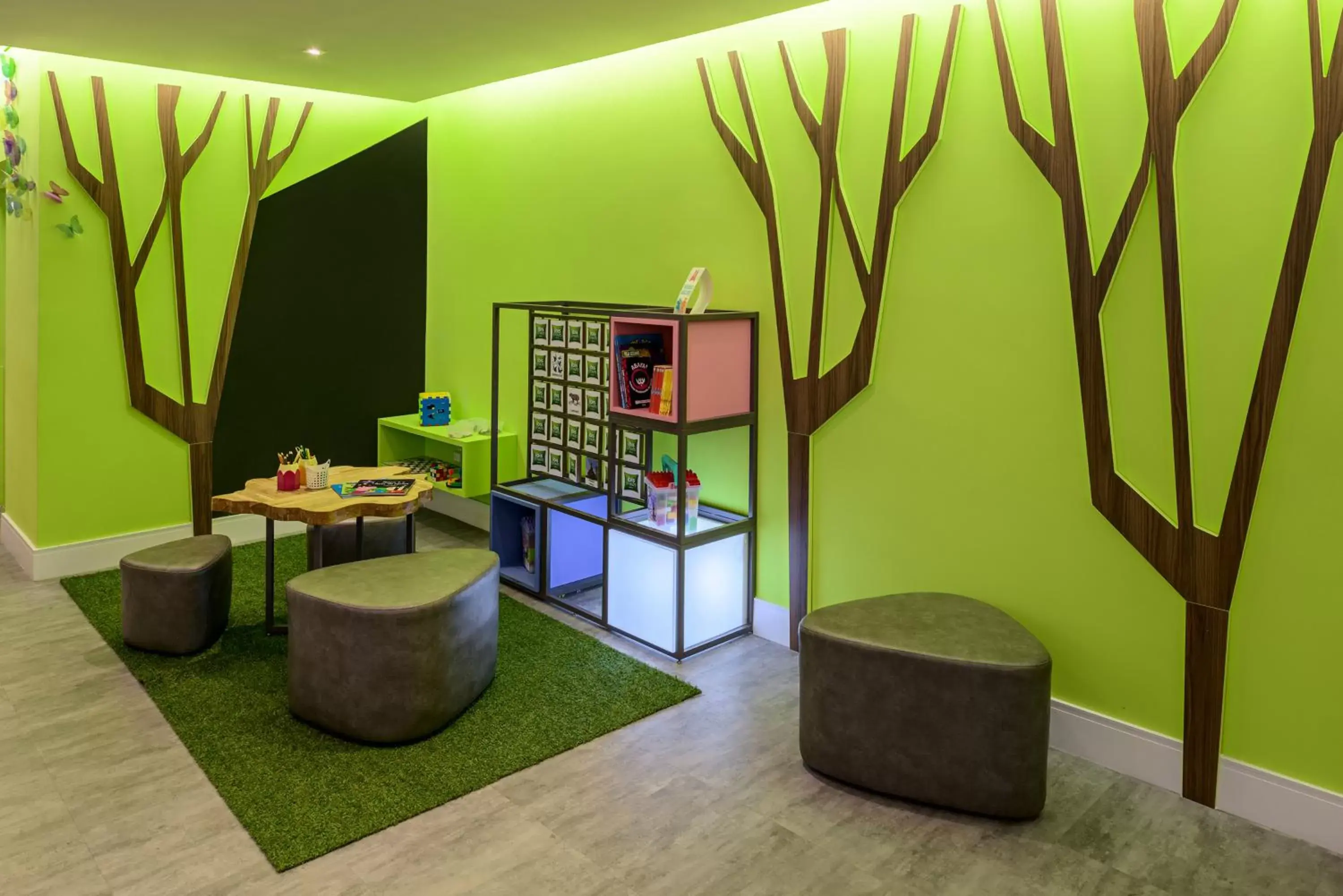 Lobby or reception, Seating Area in ibis Styles Curitiba Centro Civico