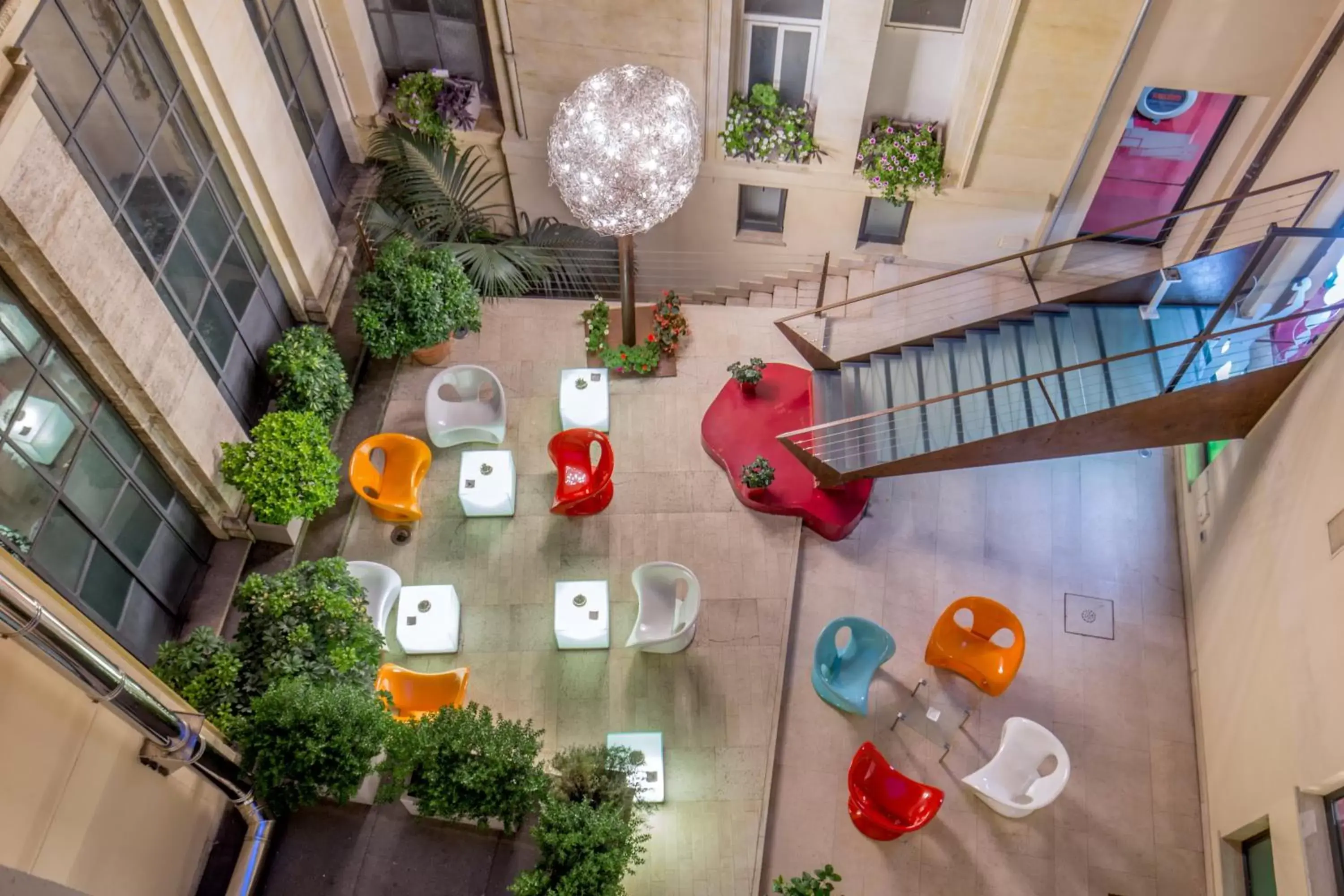 Inner courtyard view in Hotel Art by the Spanish Steps UNA Esperienze