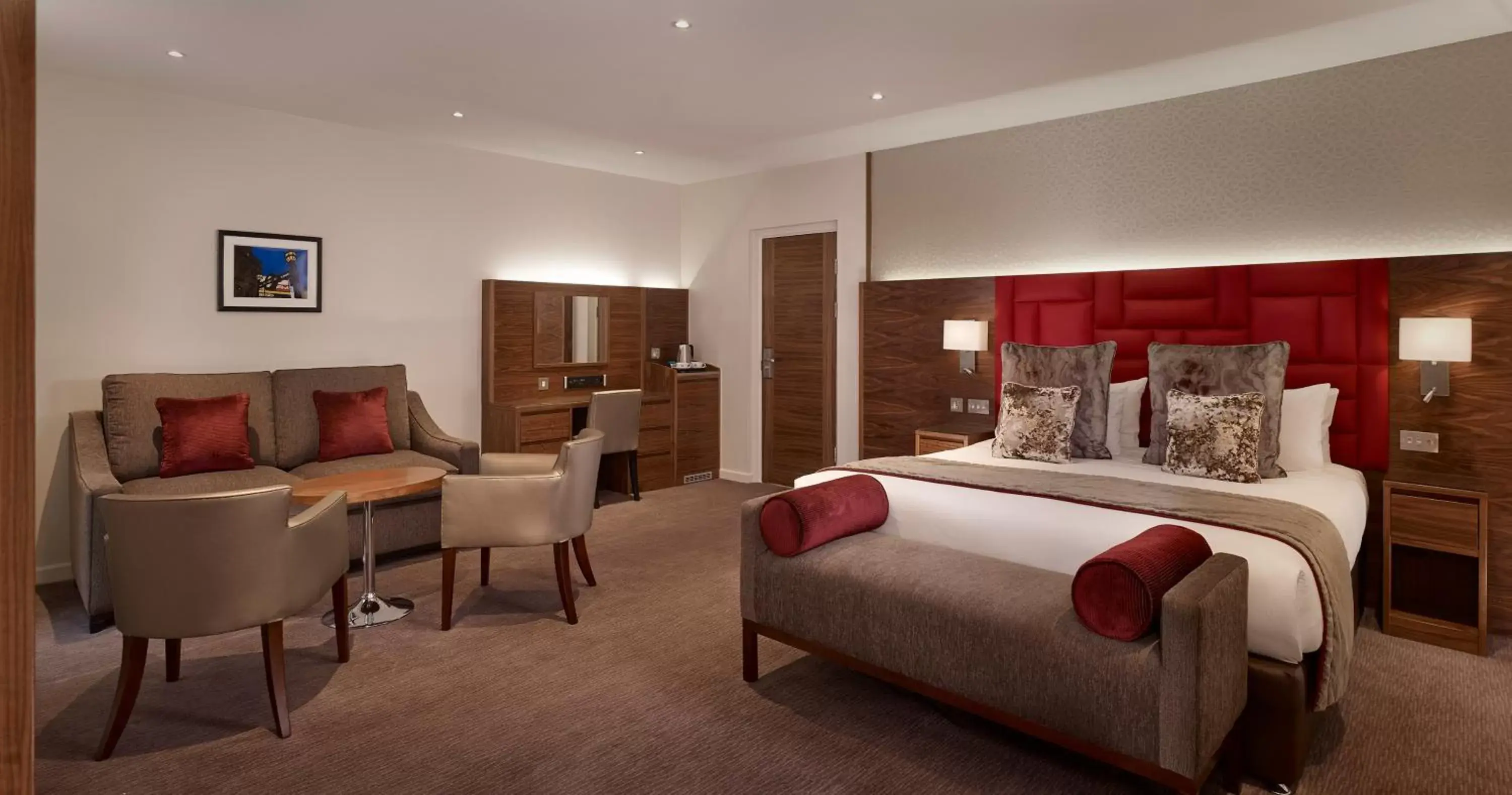 Photo of the whole room, Room Photo in Norfolk Towers Paddington