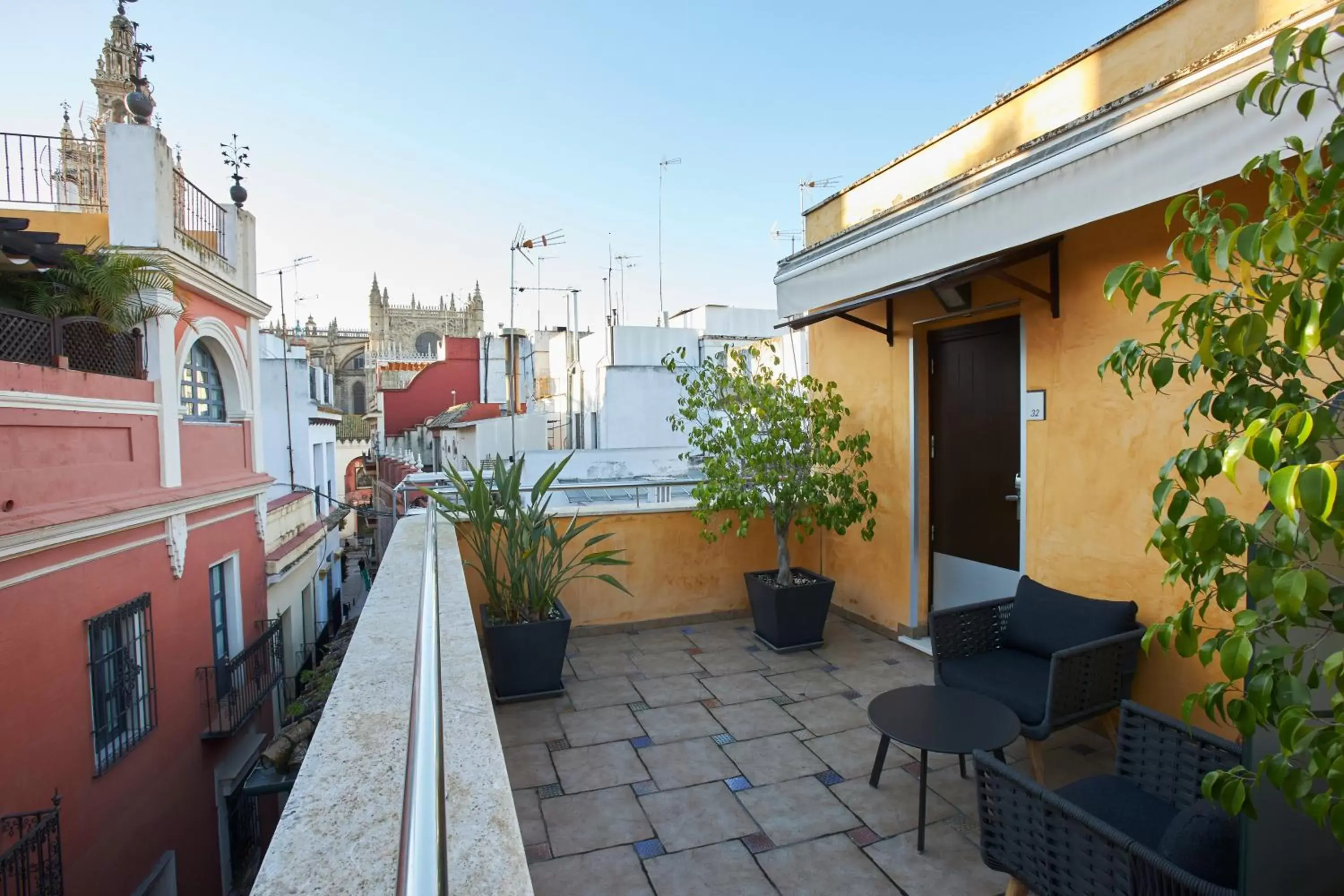 Superior Double or Twin Room in U-Sense Sevilla Centro Superior Double or Twin Room in U-Sense Sevilla Centro
