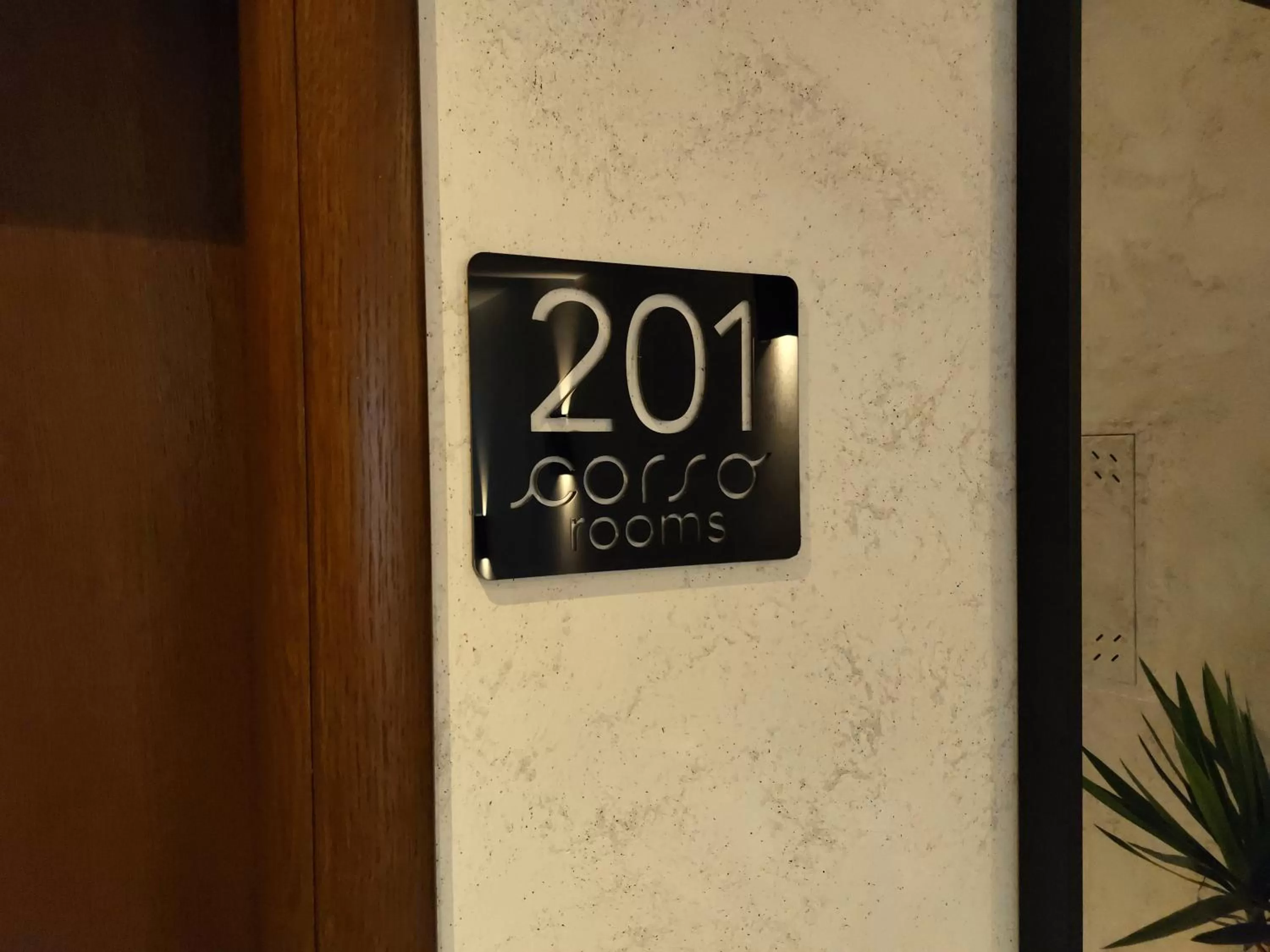 Logo/Certificate/Sign in Corso Rooms City Centre