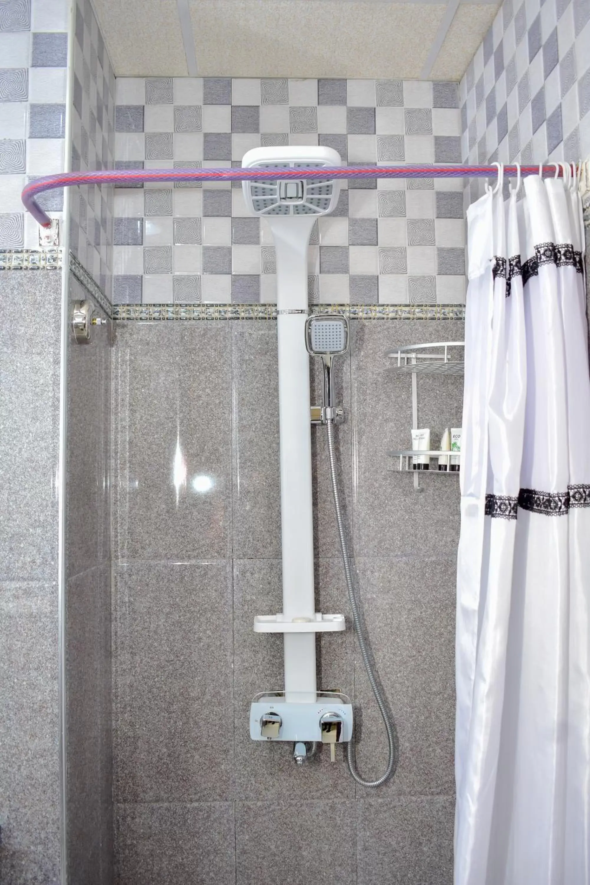 Shower, Bathroom in Madinat Al Bahr Business & Spa Hotel