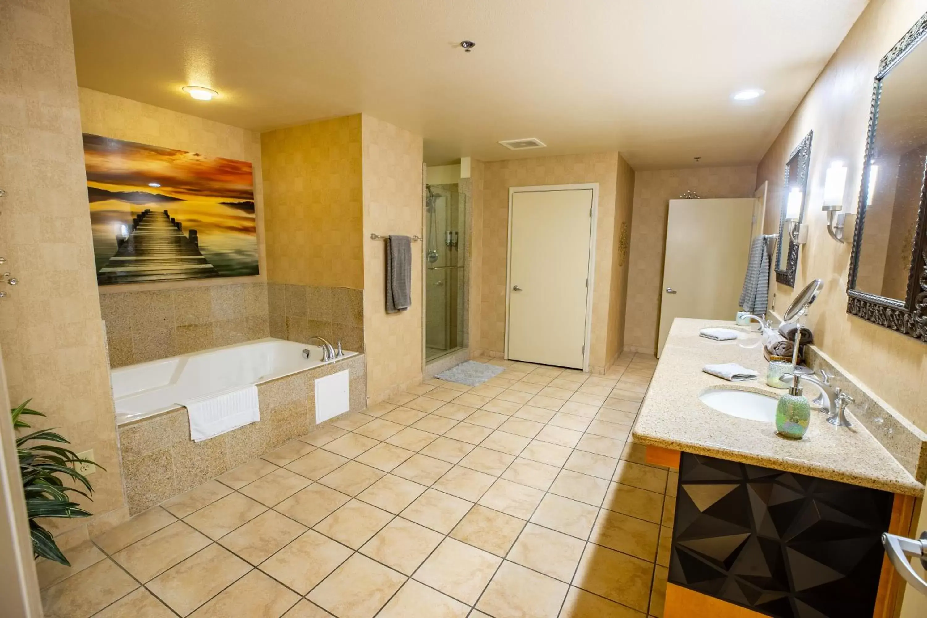 Bathroom in 2100 SqFt Penthouse Suite W/ Strip Views! POOL GYM