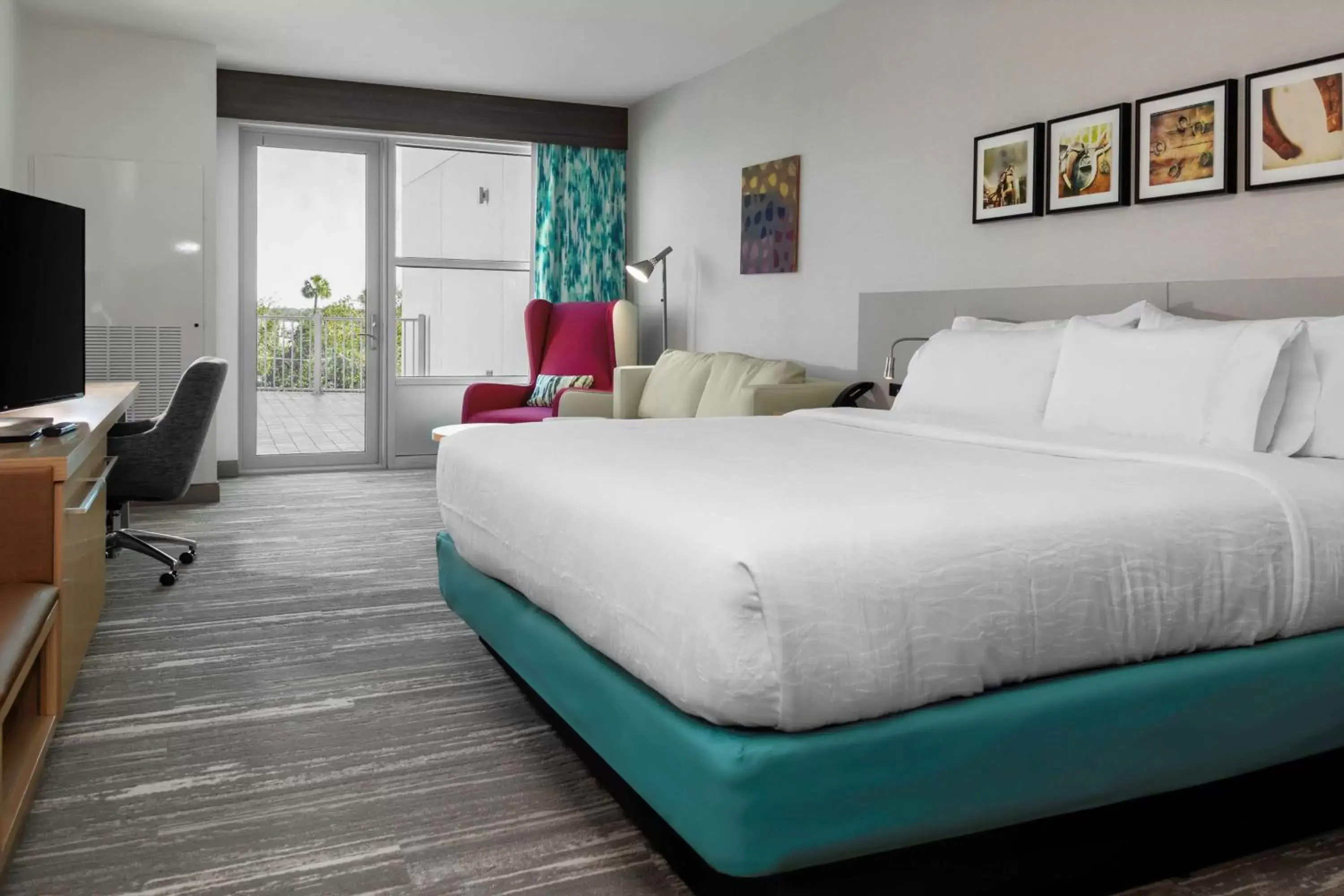 King Room with Balcony in Hilton Garden Inn Ocala Downtown, Fl King Room with Balcony in Hilton Garden Inn Ocala Downtown, Fl