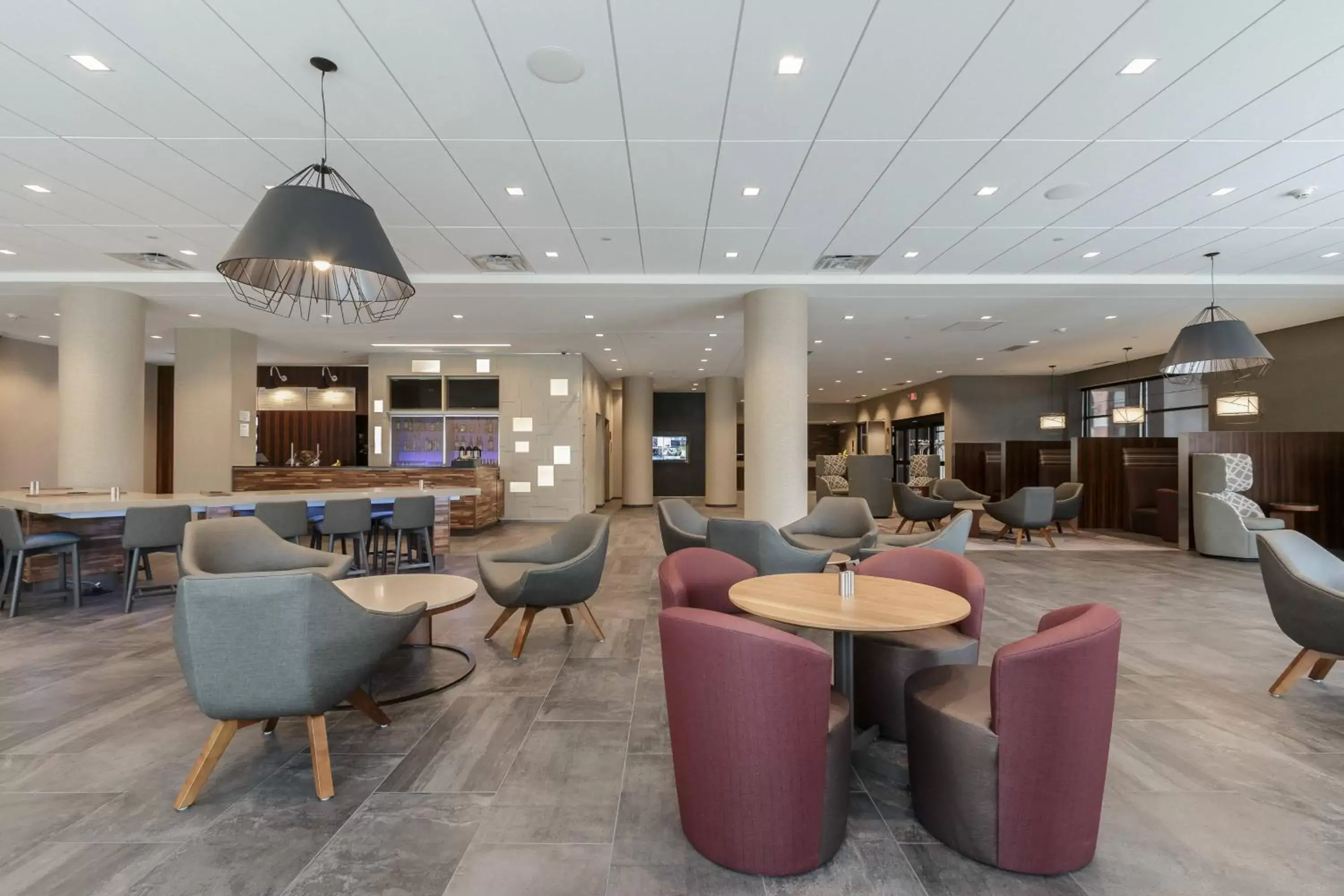 Lobby or reception, Lounge/Bar in Courtyard by Marriott South Bend Downtown
