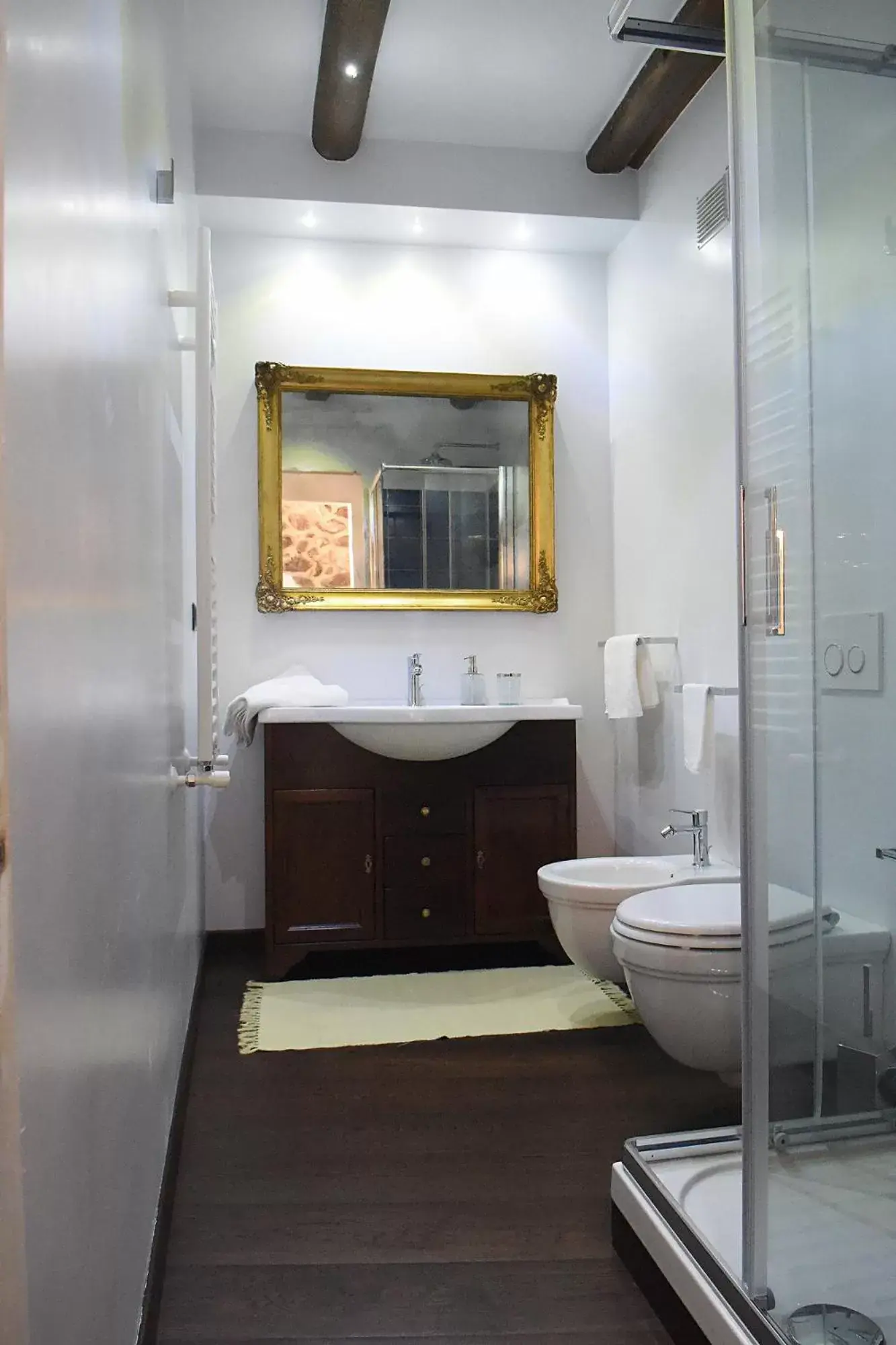 Bathroom in San Francesco Suite