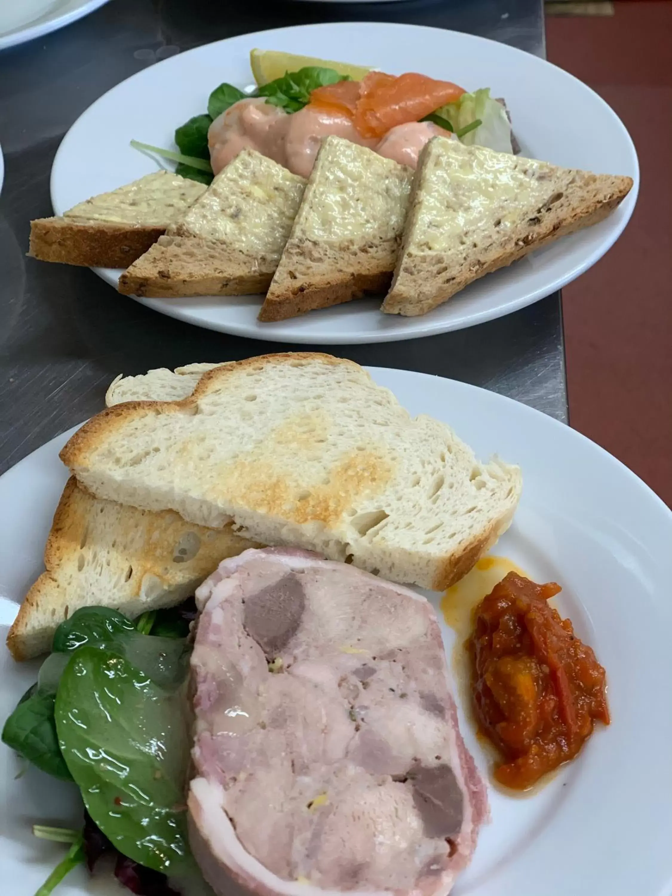 Food and drinks in Wellington Inn