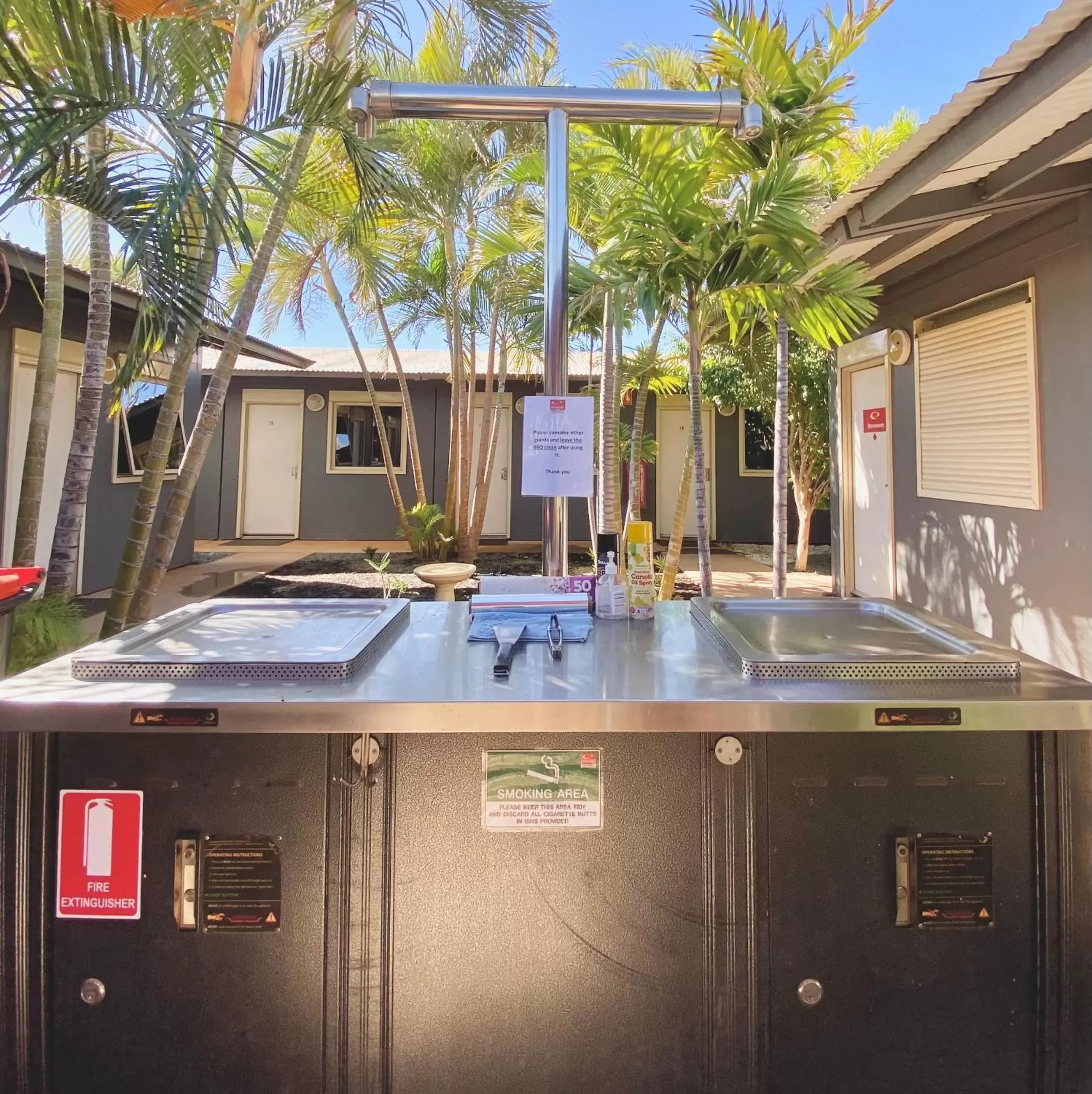 BBQ facilities in Econo Lodge Karratha (formerly Karratha Motel)