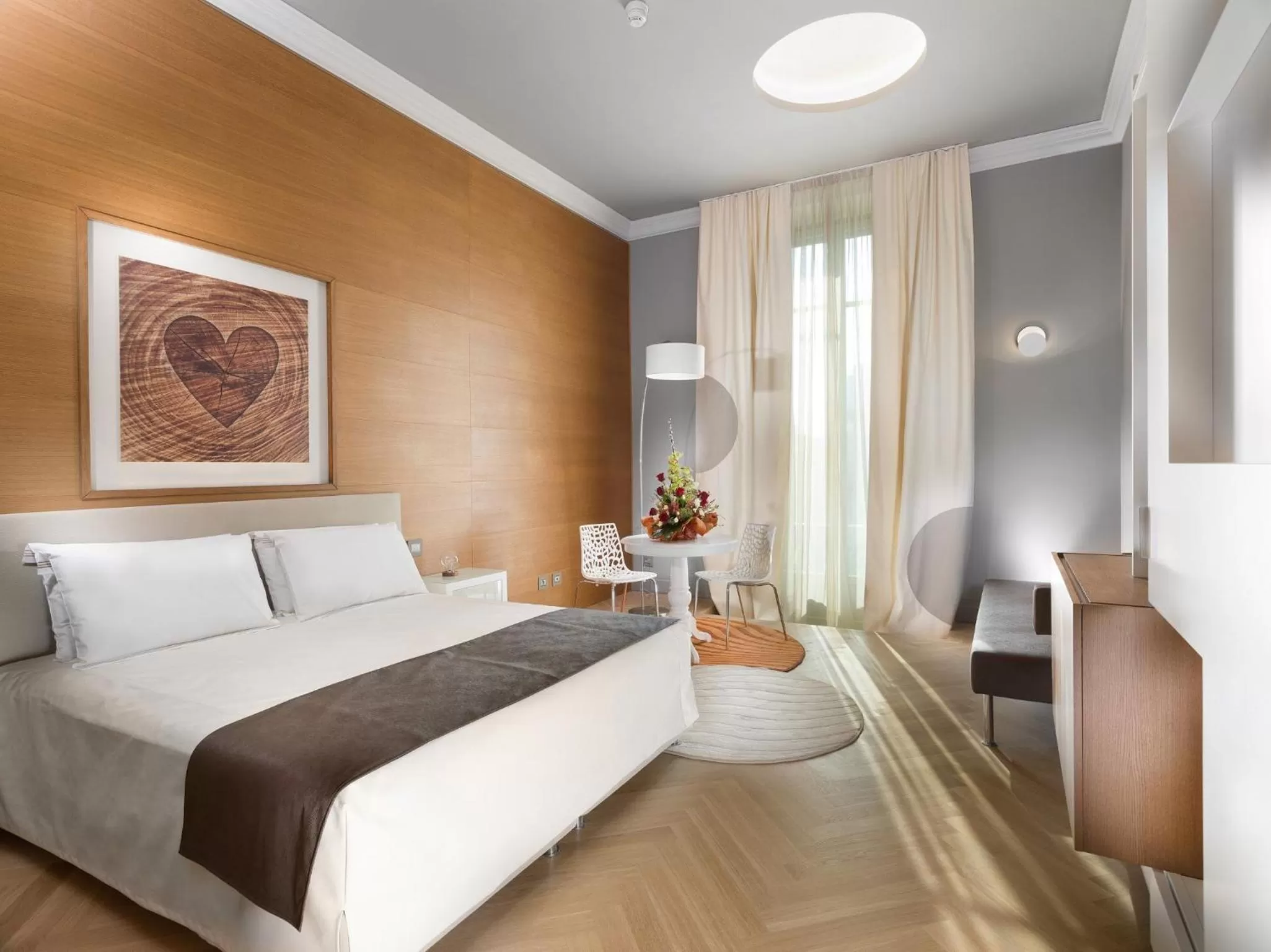 Suite with Duomo Cathedral View with Balcony in The Glamore Milano Duomo