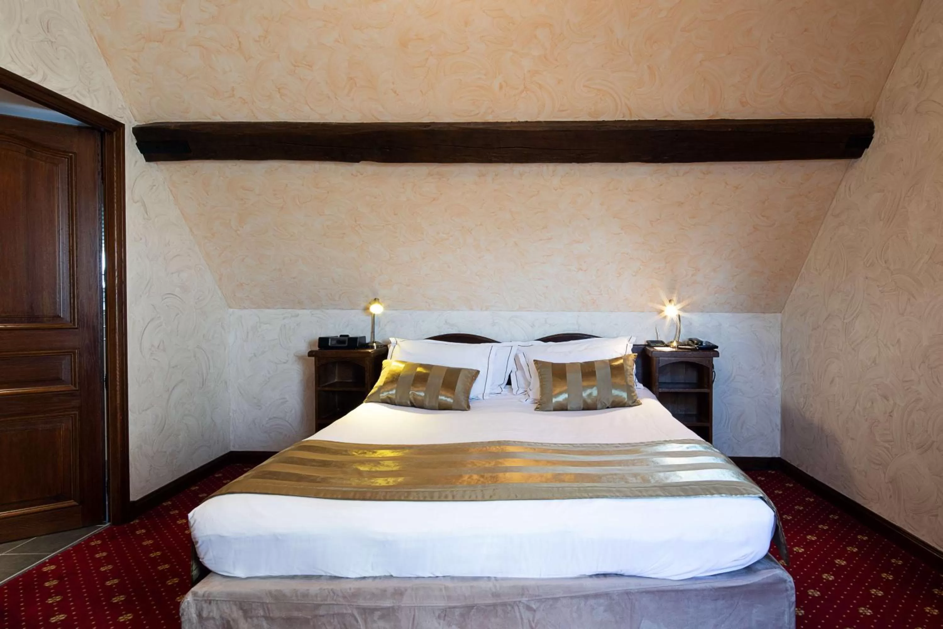 Photo of the whole room, Bed in Best Western Central Hotel